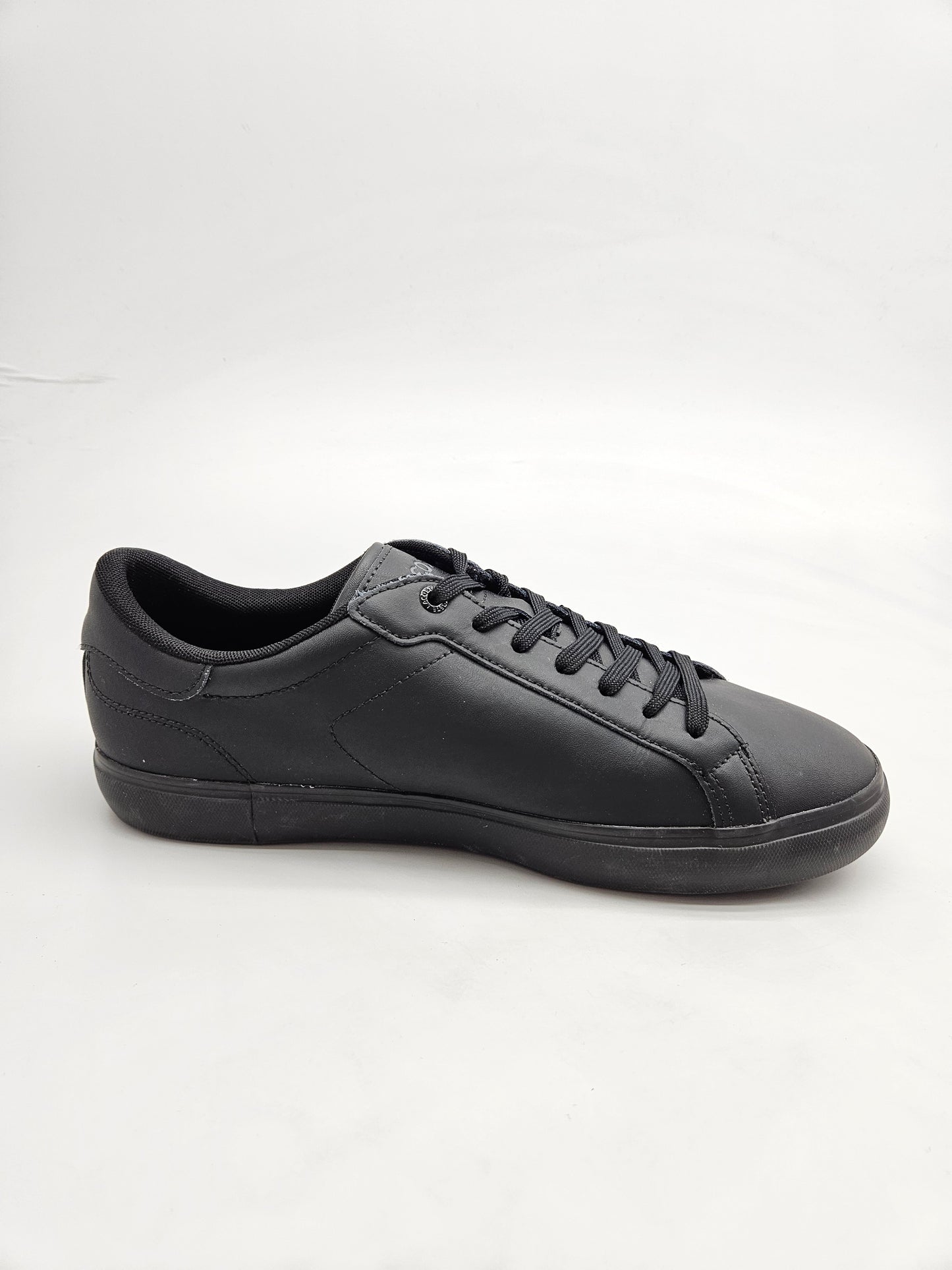 LACOSTE ORIGINAL NOVI ORIGINAL PATIKI BR 43