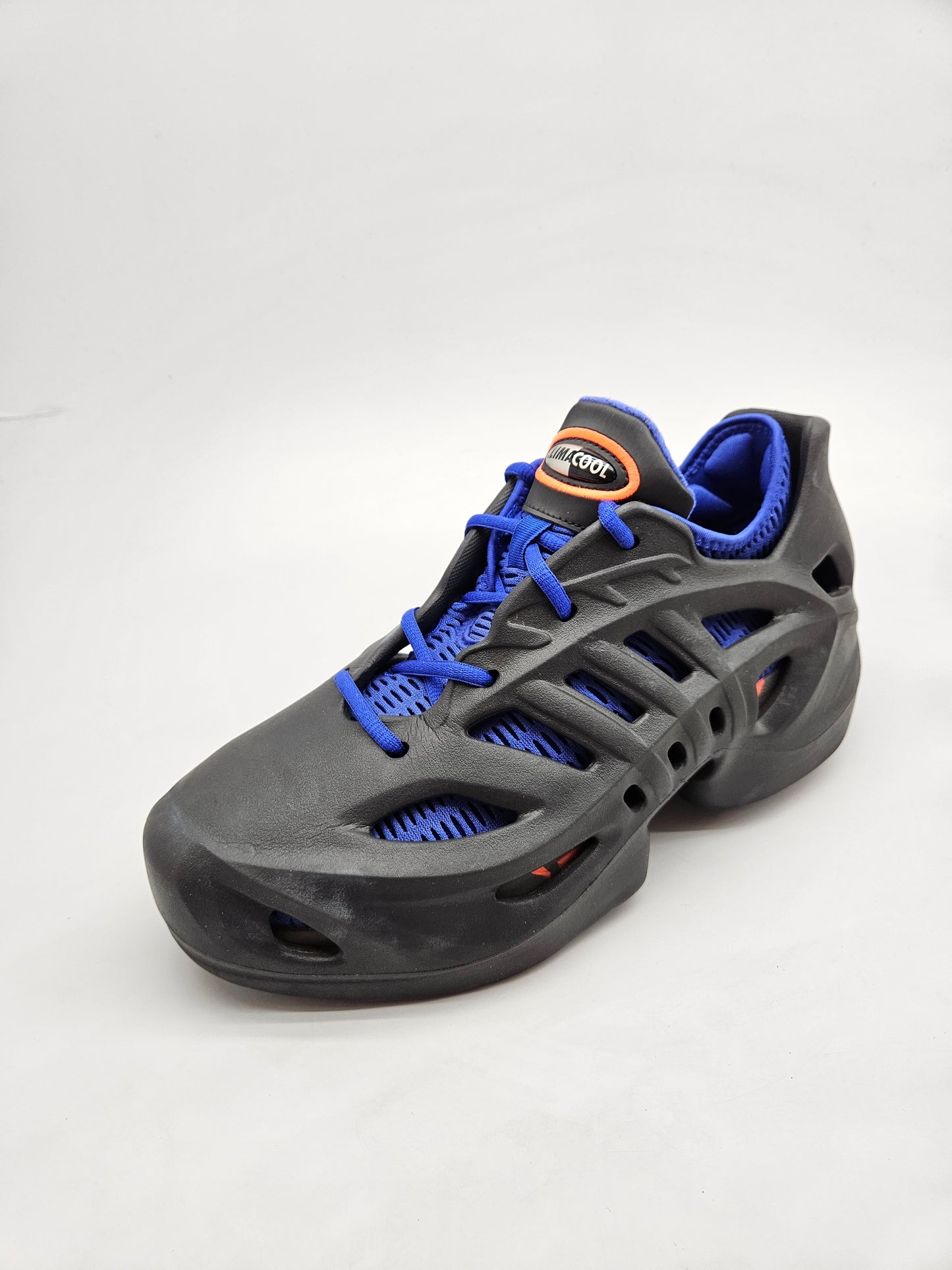 ADIDAS NOVI ORIGINAL PATIKI BR 43
