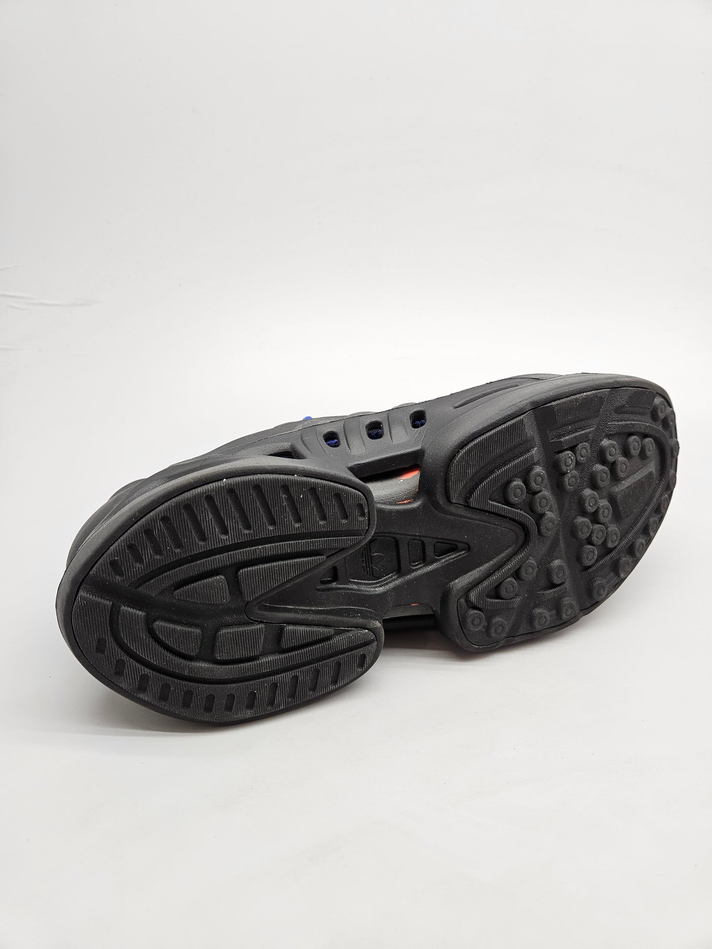 ADIDAS NOVI ORIGINAL PATIKI BR 43