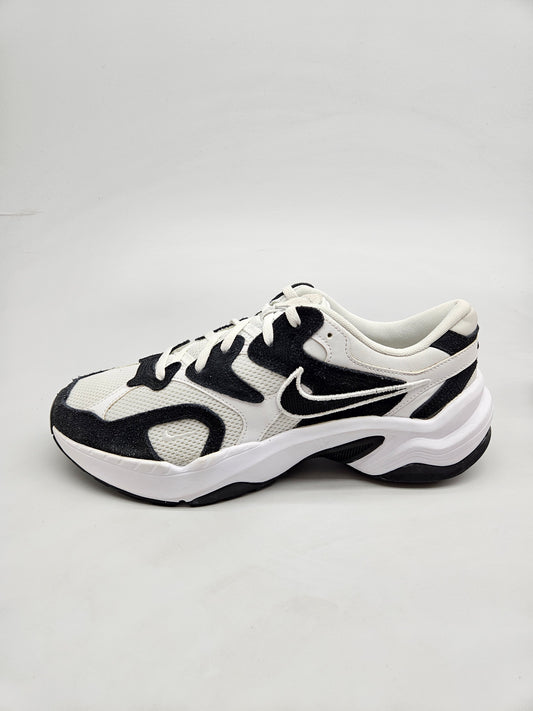 NIKE NOVI ORIGINAL PATIKI BR 43