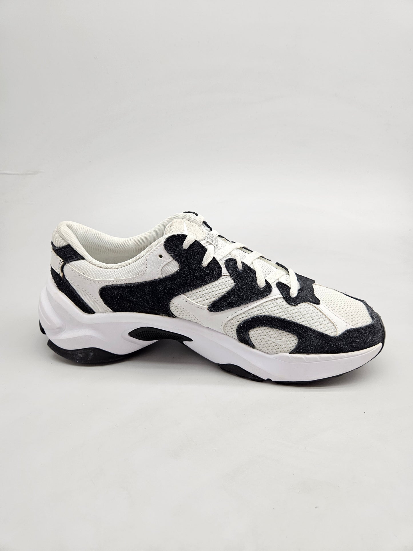 NIKE NOVI ORIGINAL PATIKI BR 43
