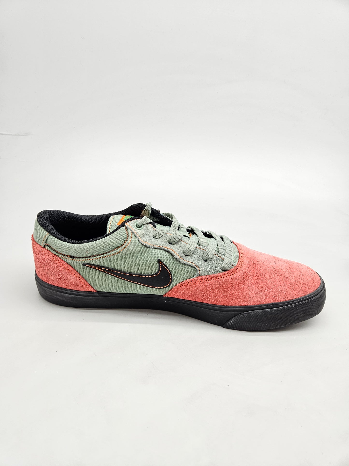 NIKE NOVI ORIGINAL PATIKI BR 45