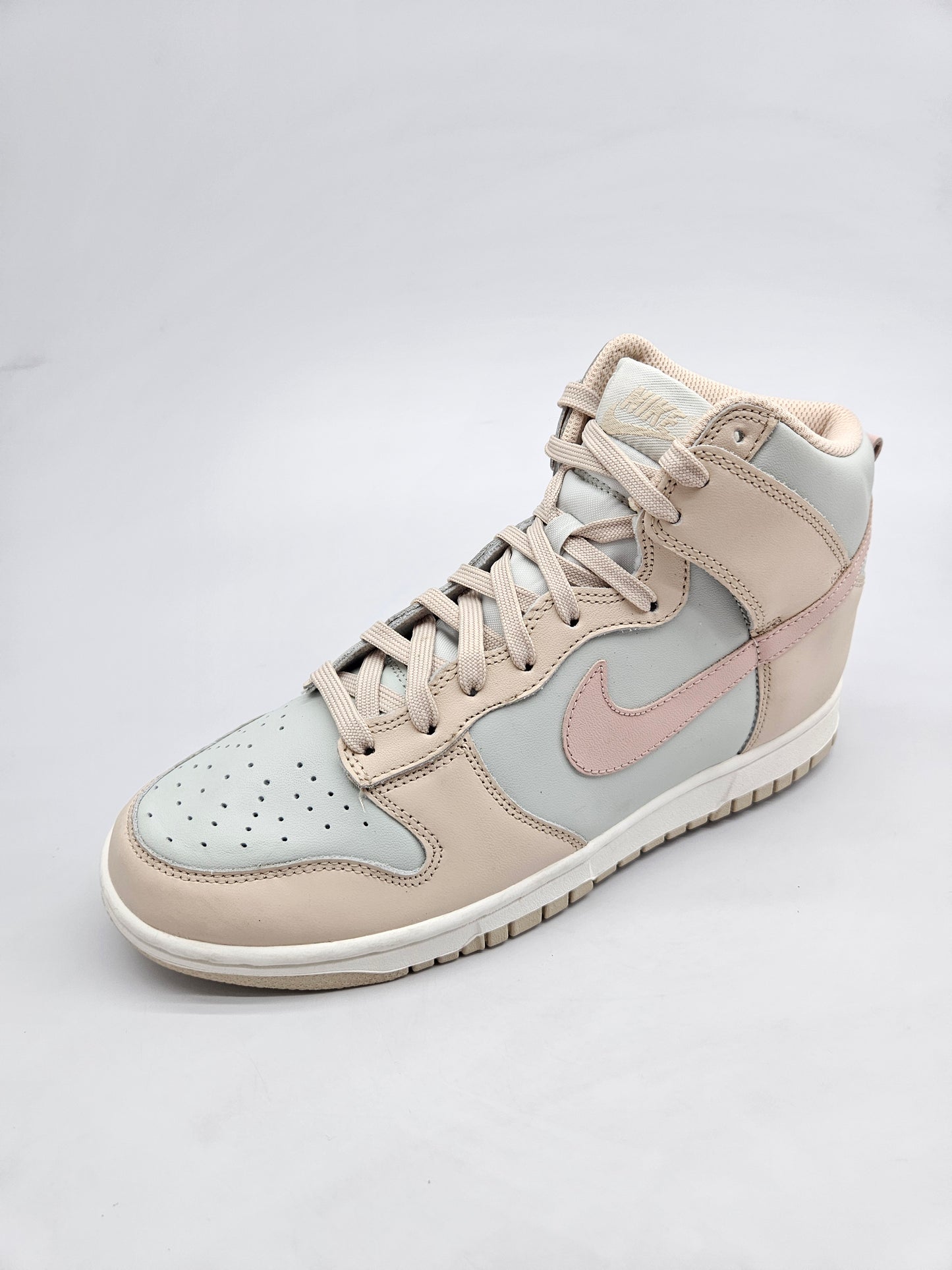 NIKE NOVI ORIGINAL PATIKI BR 40.5