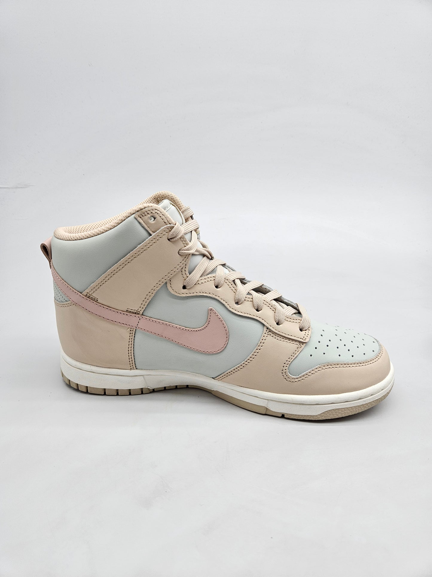 NIKE NOVI ORIGINAL PATIKI BR 40.5