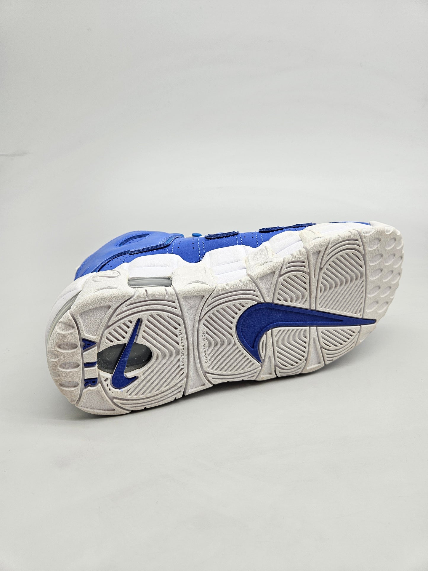 NIKE AIRMAX NOVI ORIGINAL PATIKI BR 37.5