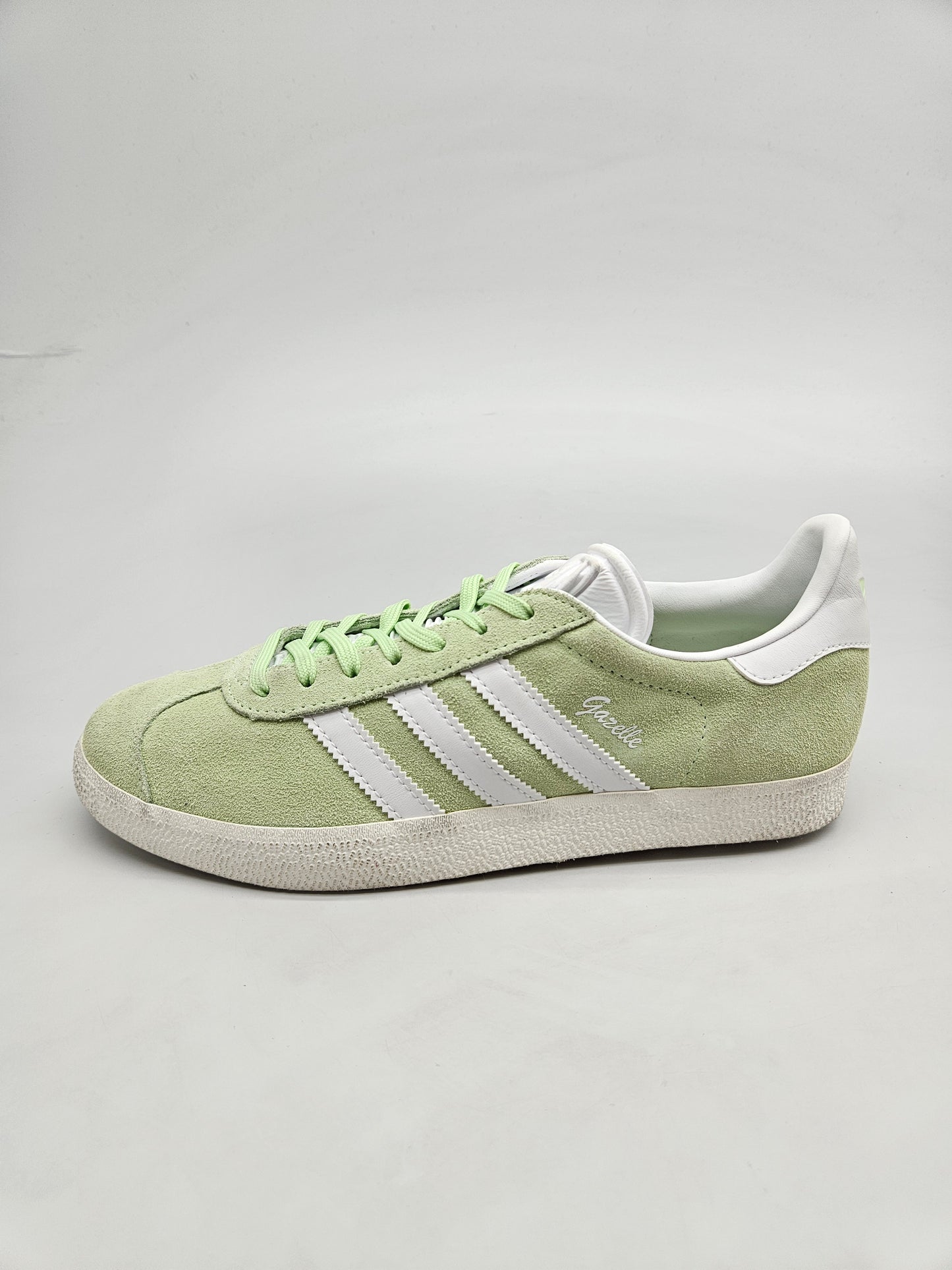 ADIDAS NOVI ORIGINAL PATIKI BR 41