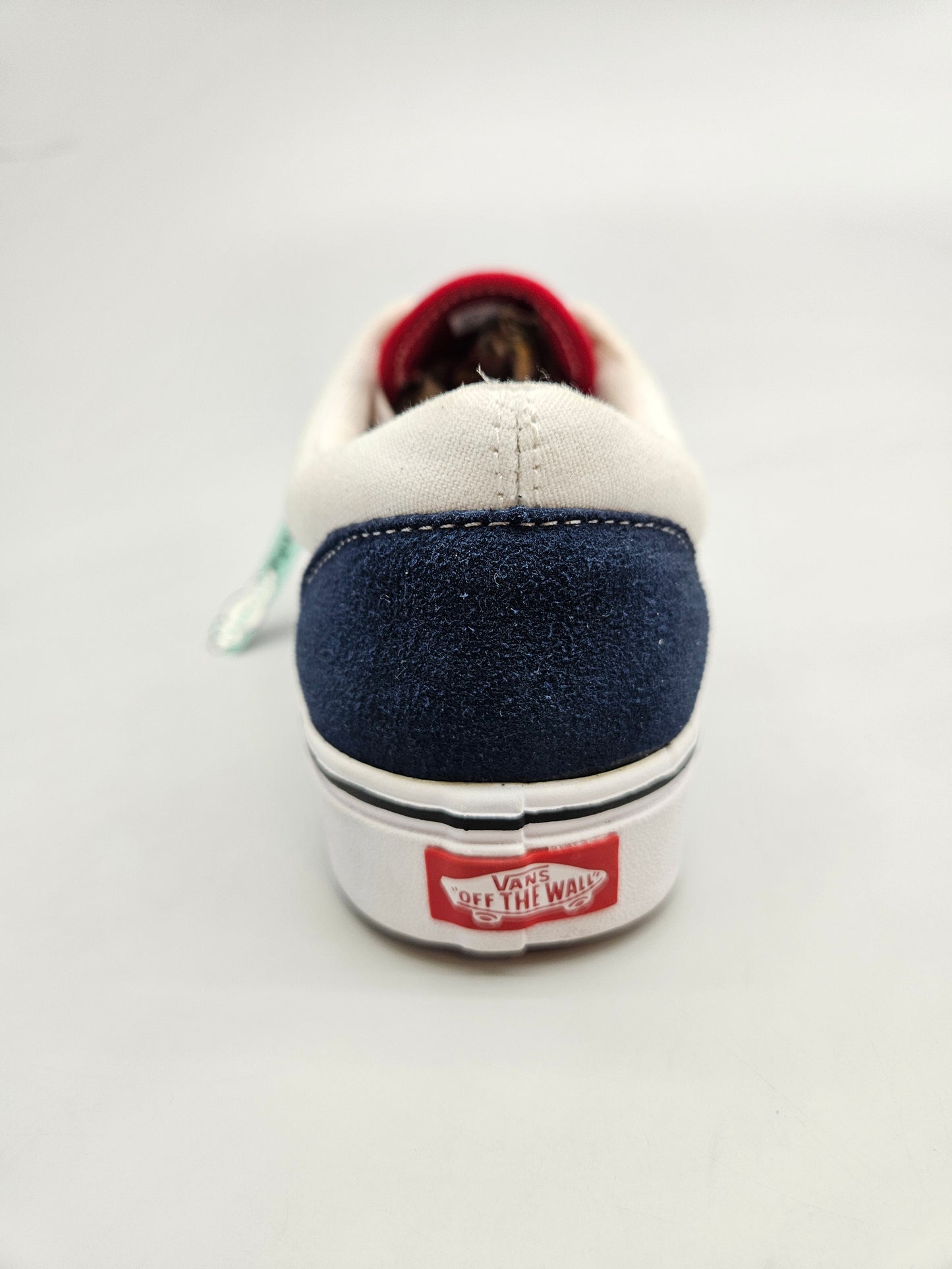 VANS NOVI ORIGINAL PATIKI BR 38
