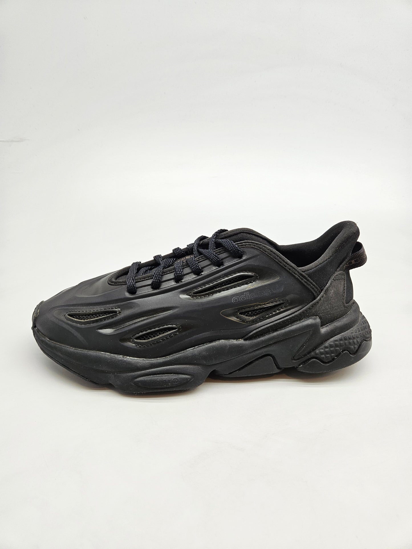 ADIDAS NOVI ORIGINAL PATIKI BR 36.5
