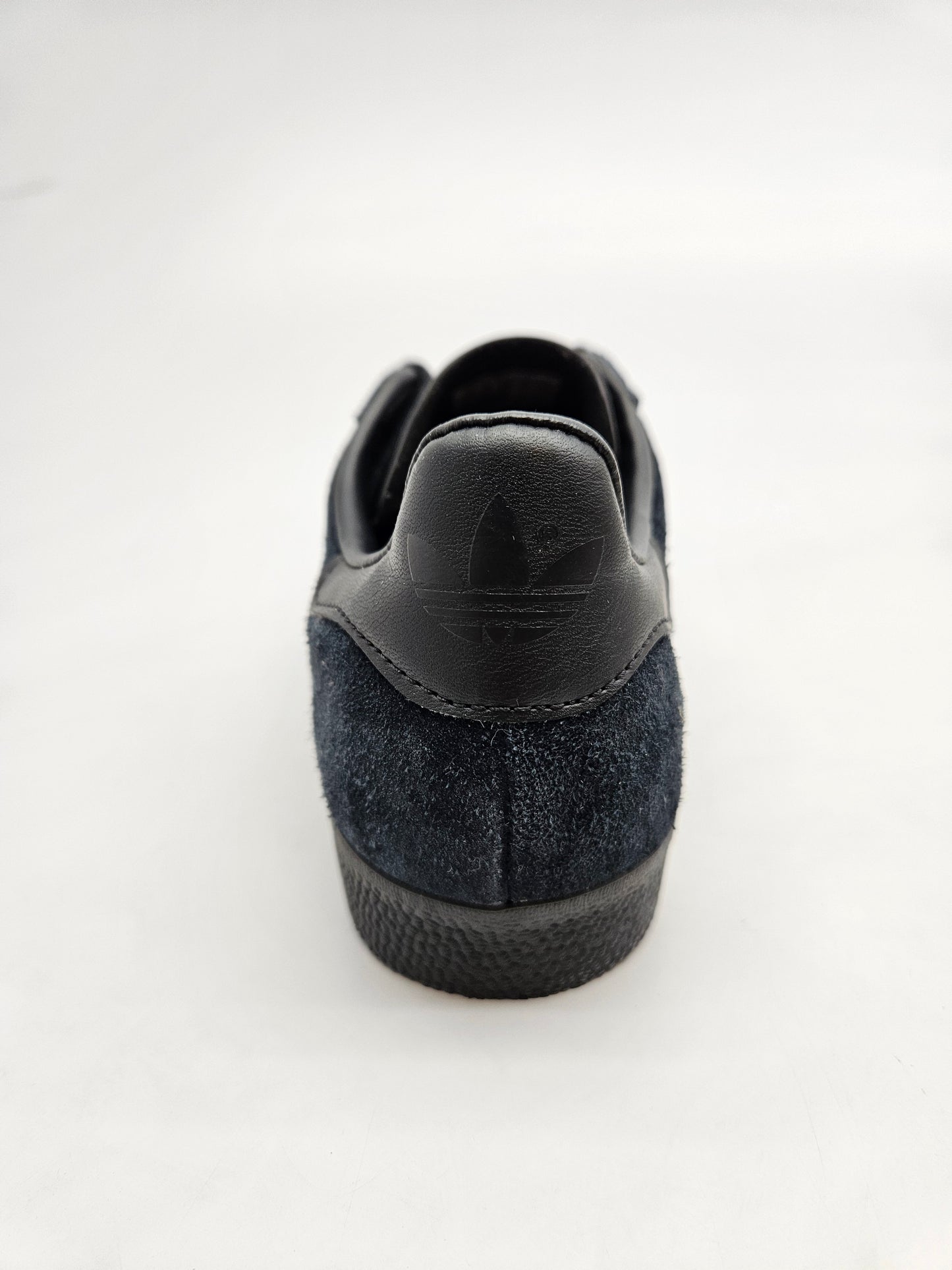 ADIDAS GAZZELE NOVI ORIGINAL PATIKI BR 38