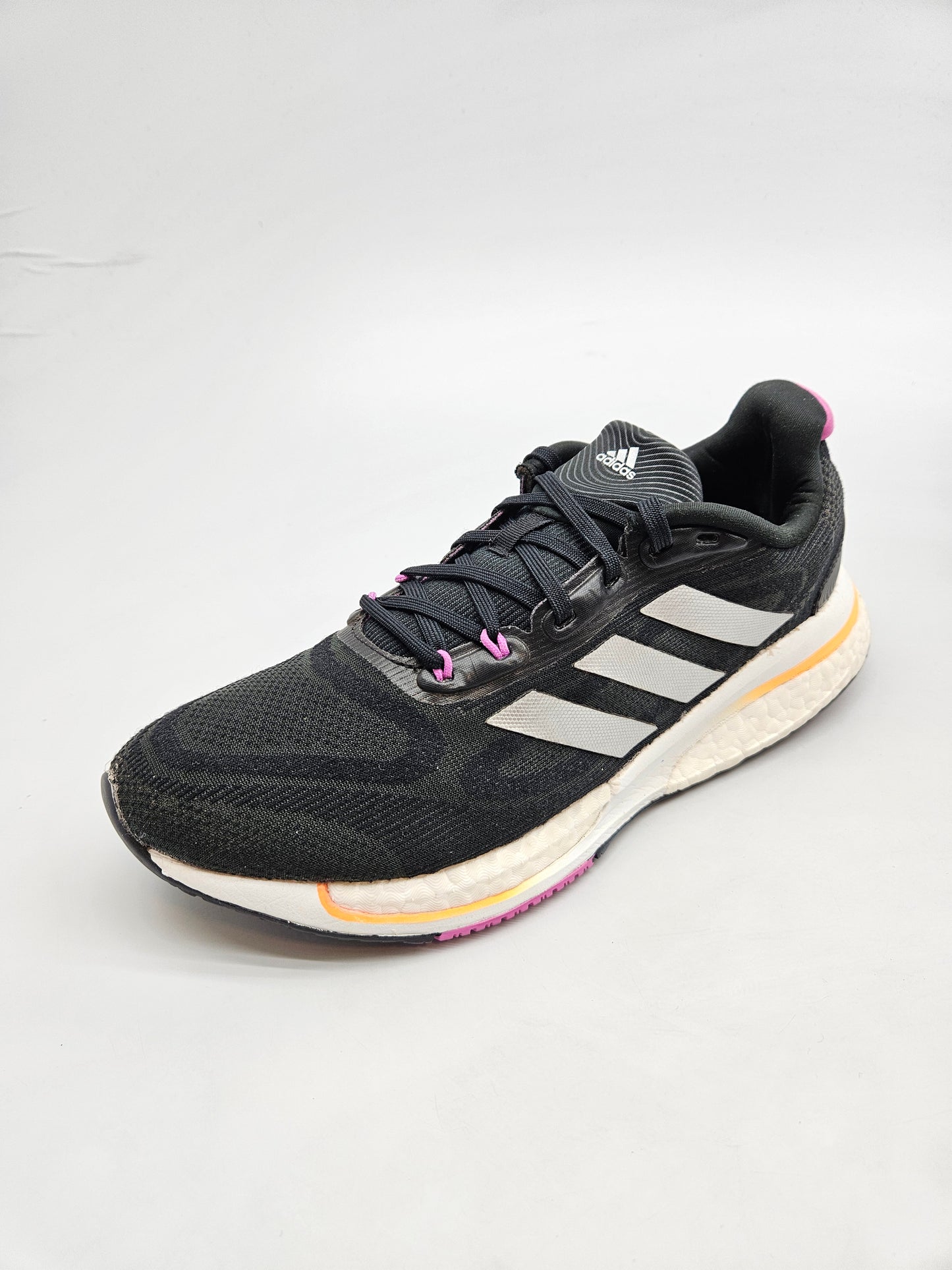 ADIDAS NOVI ORIGINAL PATIKI BR 39