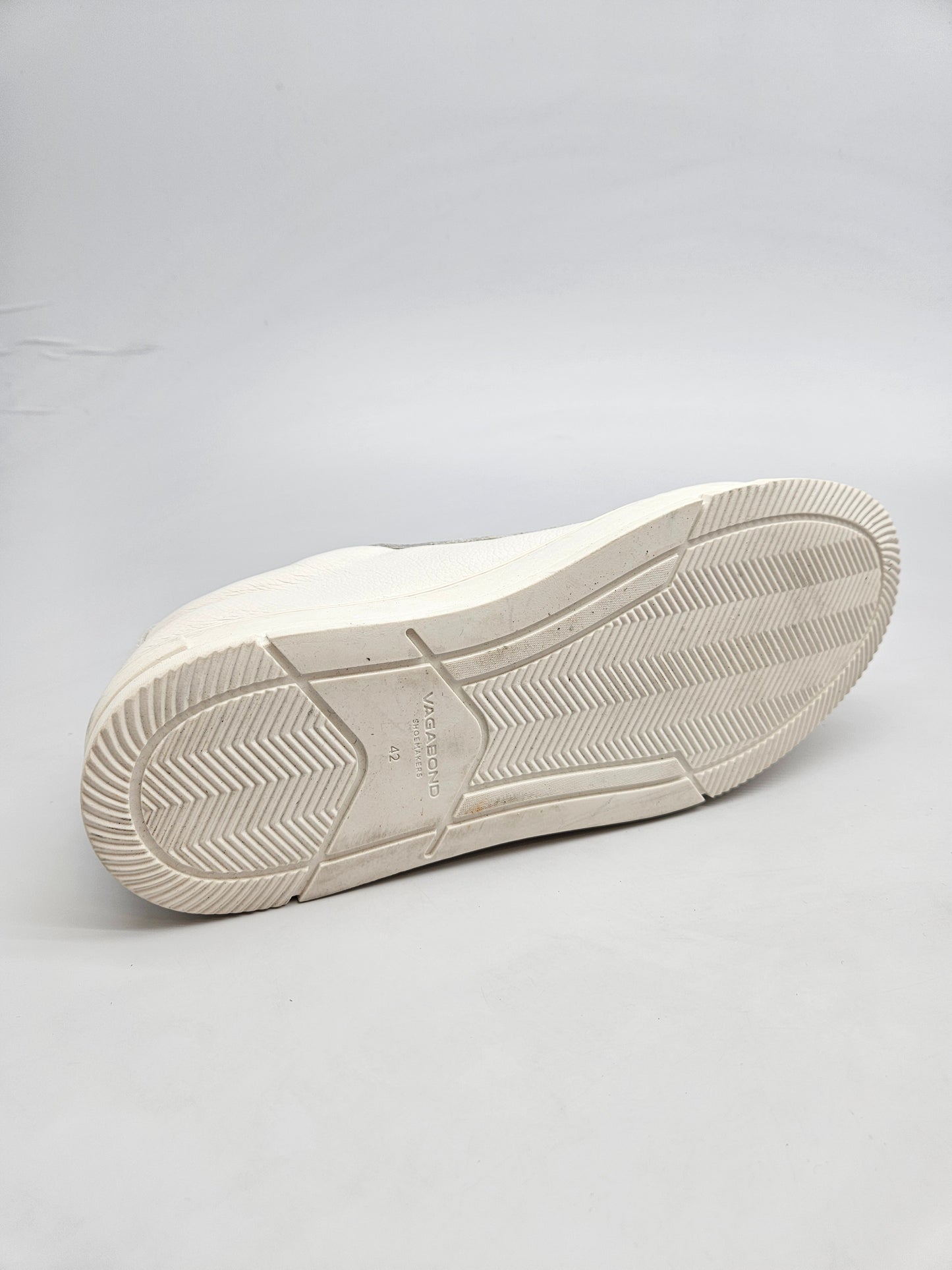 VAGABOND NOVI ORIGINAL PATIKI BR 42