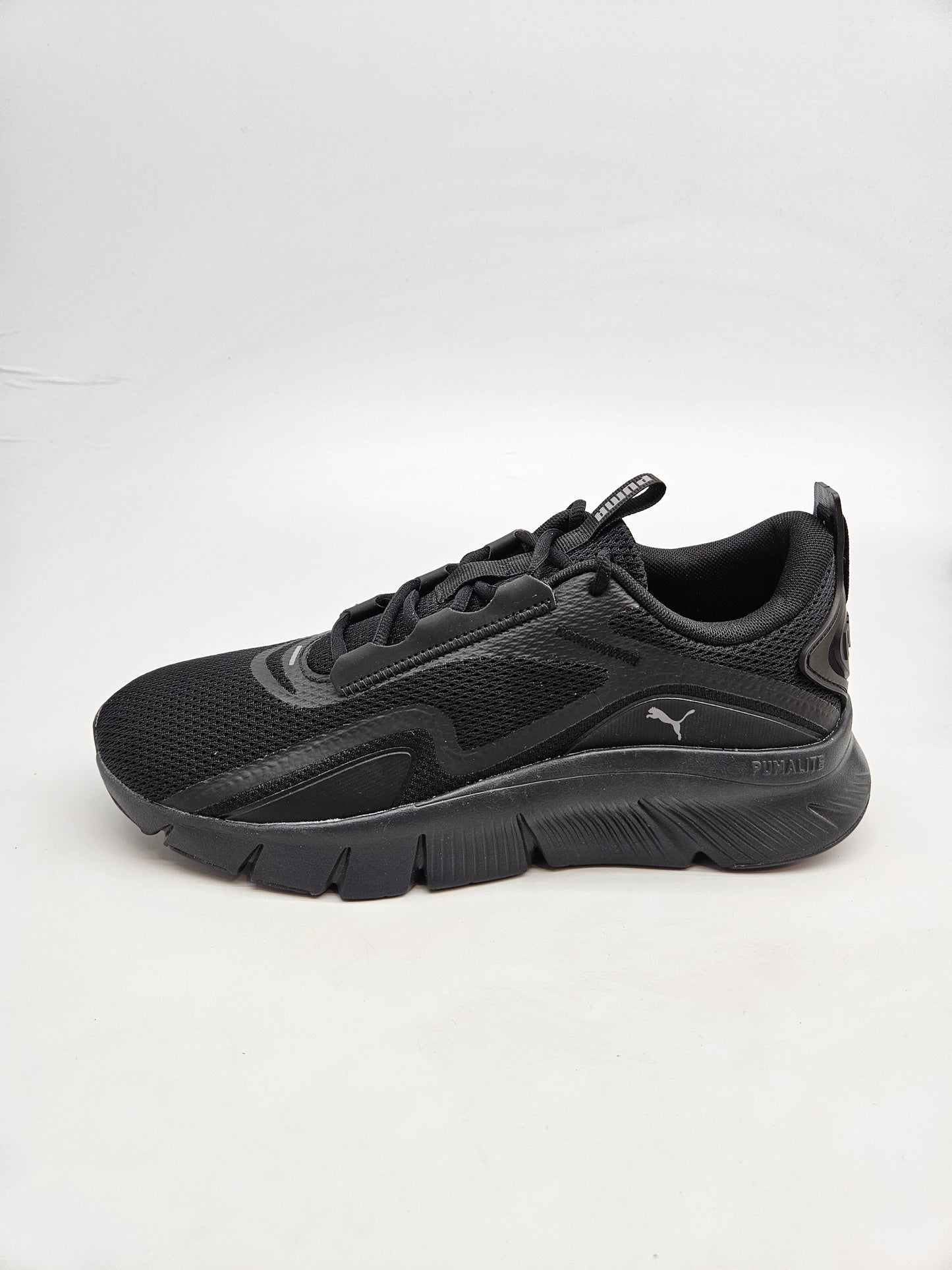 PUMA NOVI ORIGINAL PATIKI BR 43