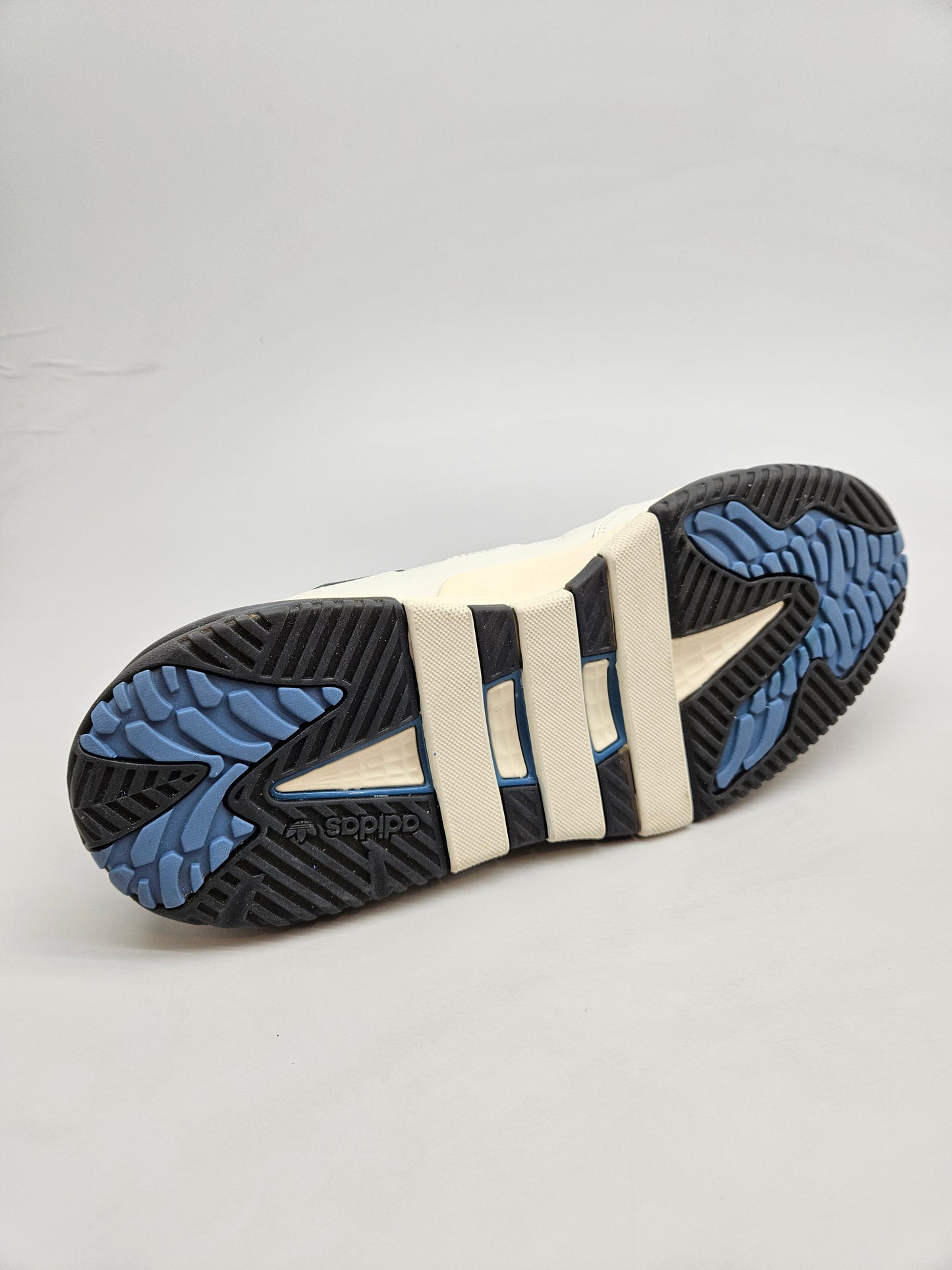 ADIDAS NOVI ORIGINAL PATIKI BR 45