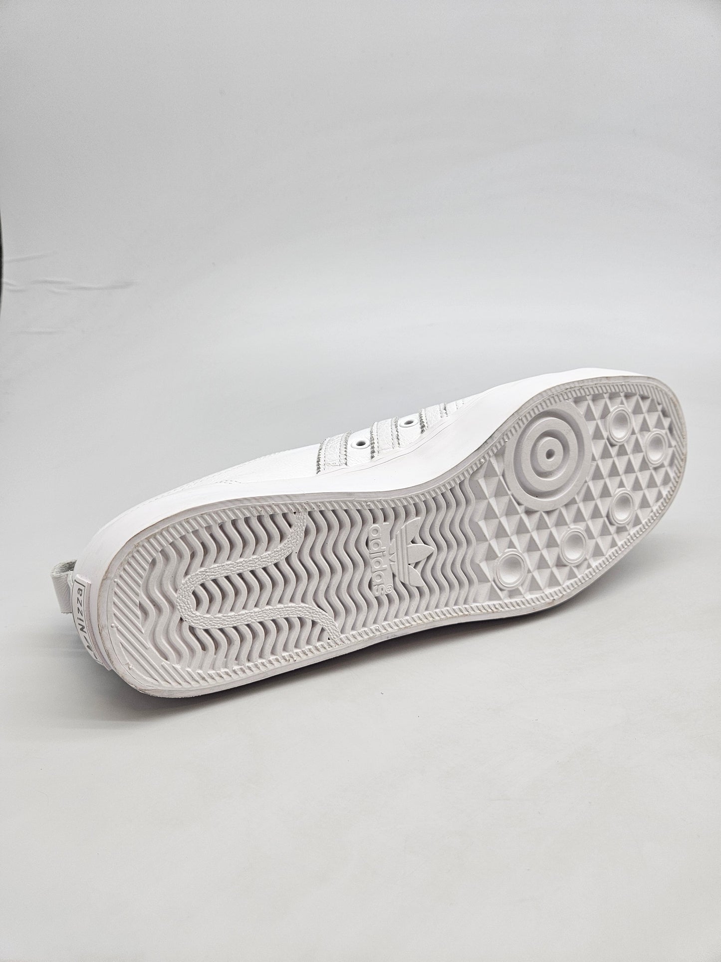 ADIDAS NOVI ORIGINAL PATIKI BR 45