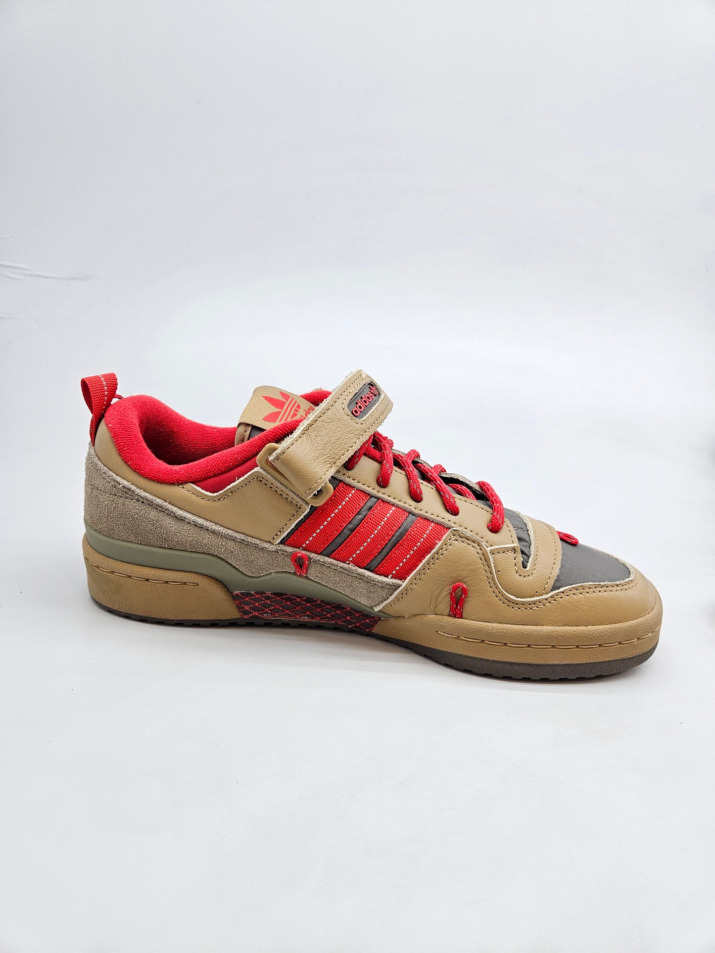 ADIDAS NOVI ORIGINAL PATIKI BR 42.5