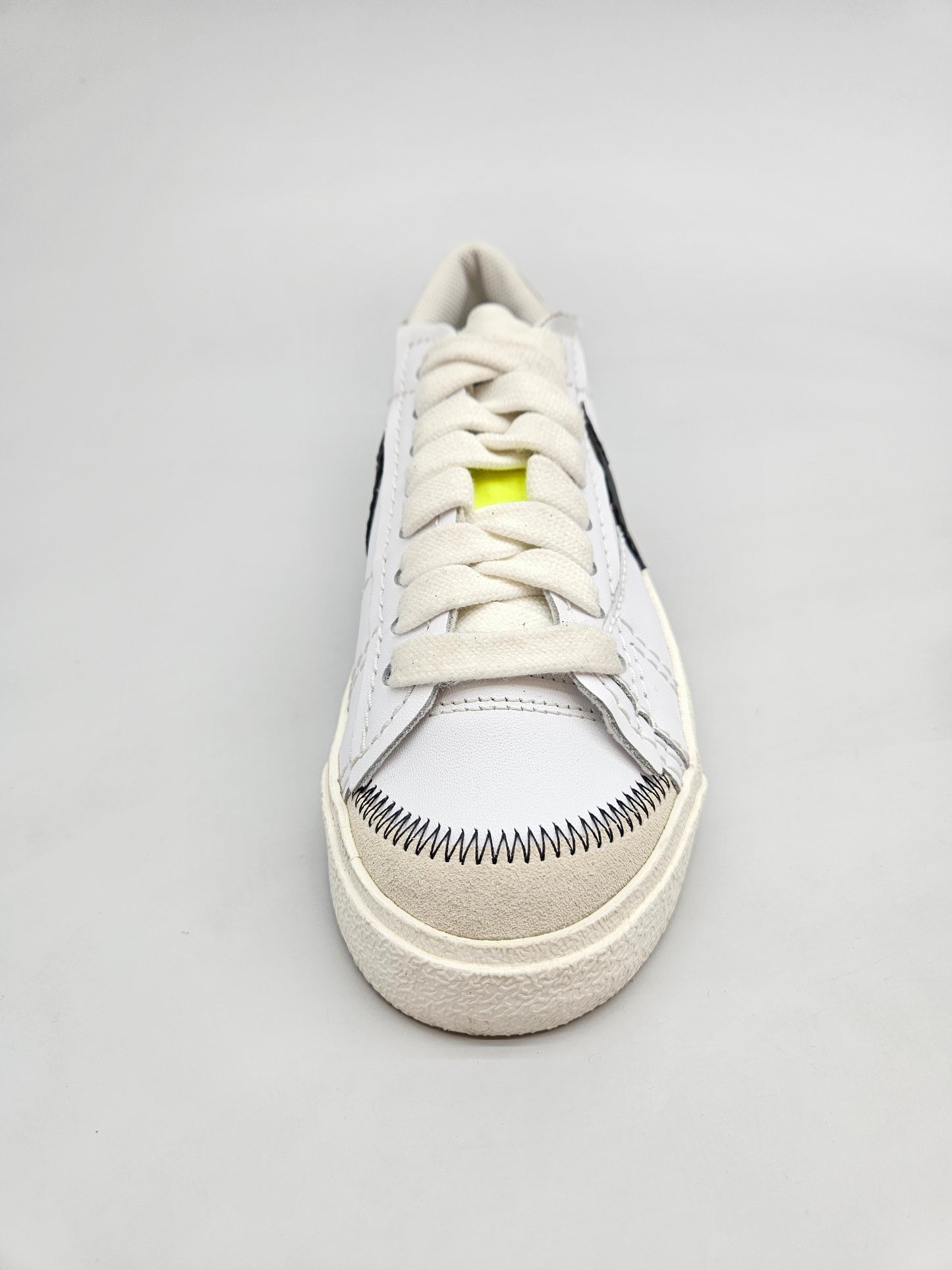 NIKE NOVI ORIGINAL PATIKI BR 38