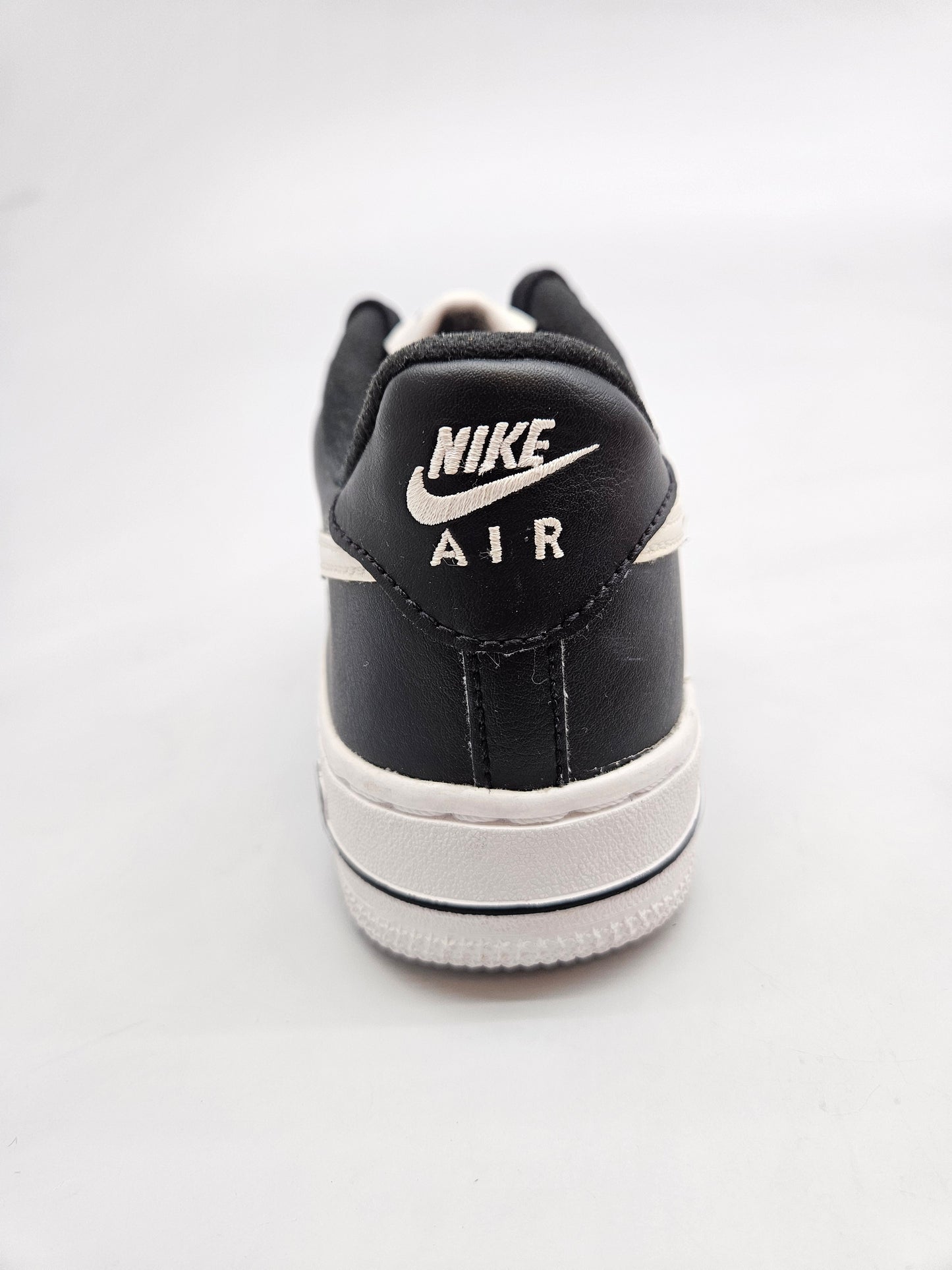 NIKE AF1 NOVI ORIGINAL PATIKI BR 38