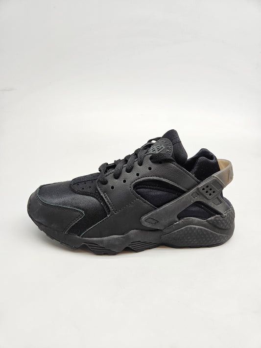 NIKE NOVI ORIGINAL PATIKI BR 37.5