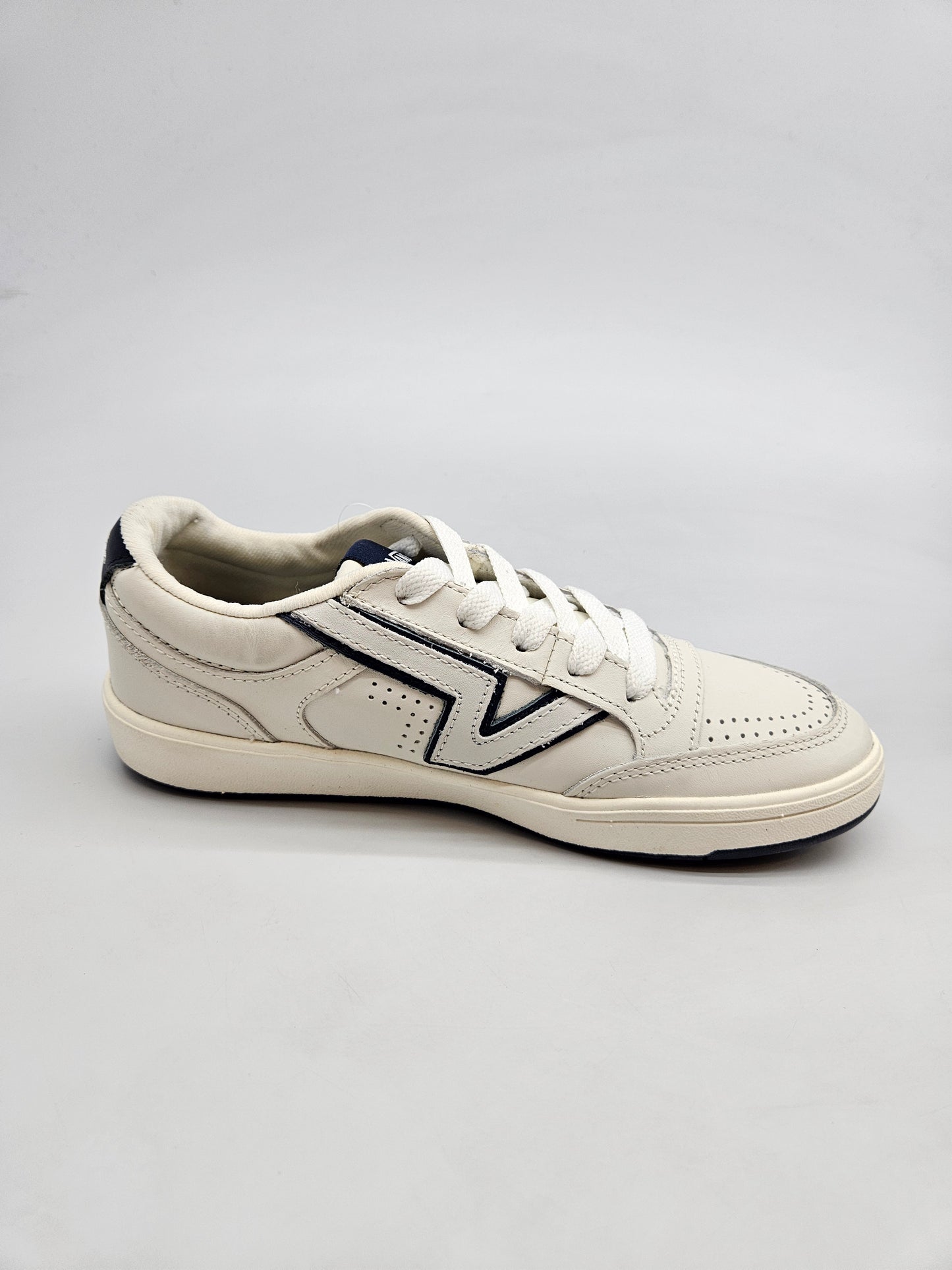 VANS NOVI ORIGINAL PATIKI BR 36.5
