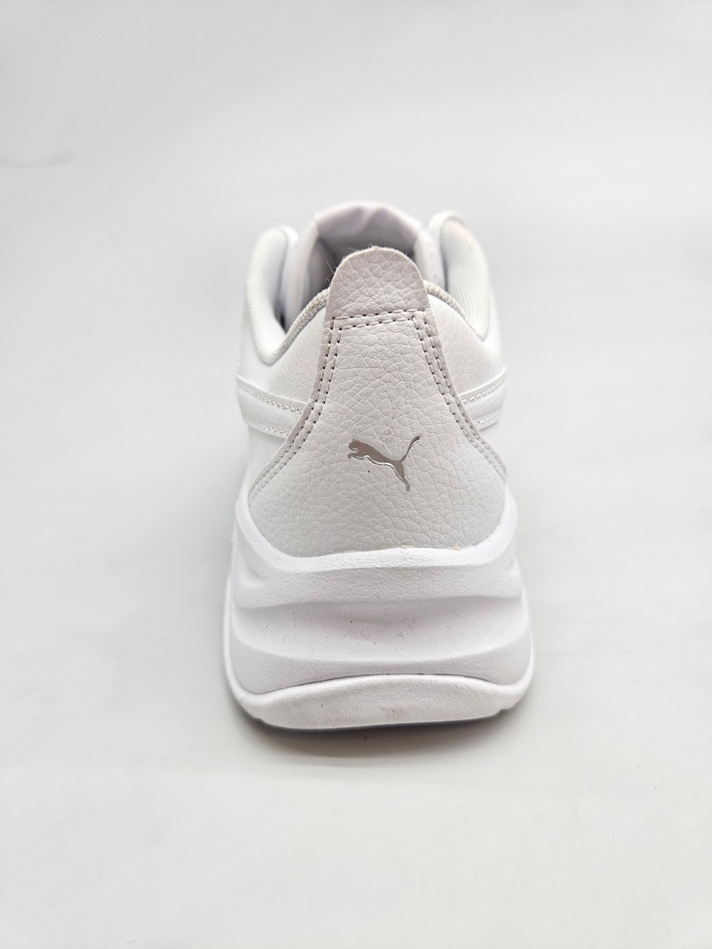 PUMA NOVI ORIGINAL PATIKI BR 37
