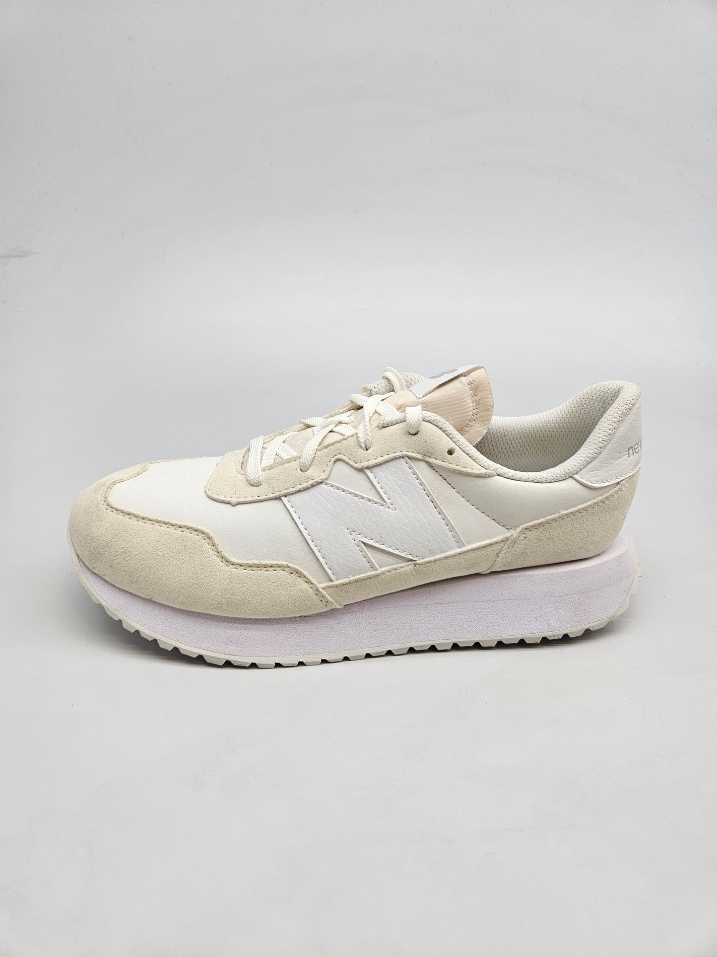 NEW BALANCE NOVI ORIGINAL PATIKI BR 38.5