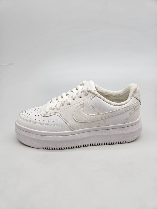NIKE NOVI ORIGINAL PATIKI BR 40