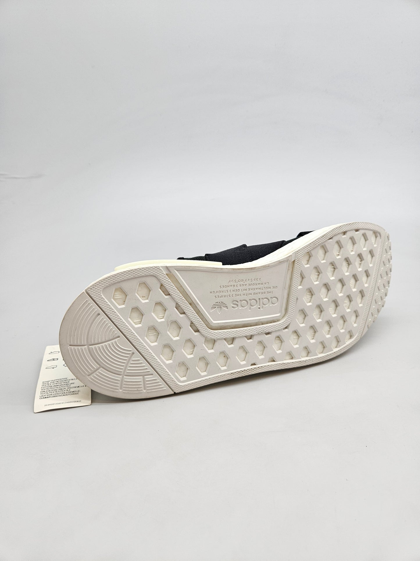ADIDAS NOVI ORIGINAL PATIKI BR 43