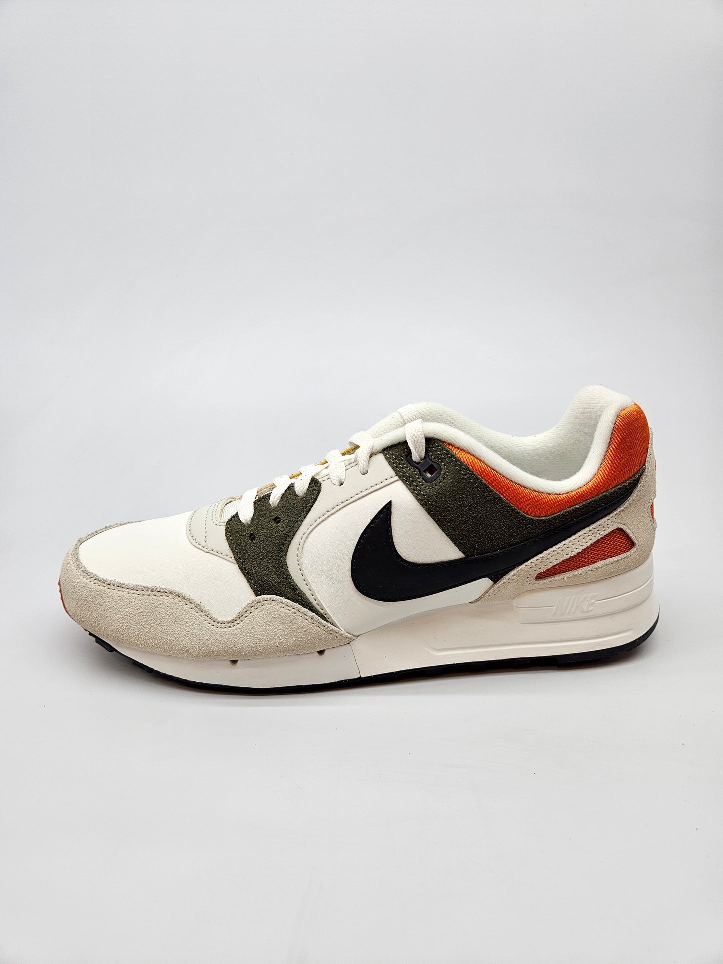 NIKE NOVI ORIGINAL PATIKI BR 44.5