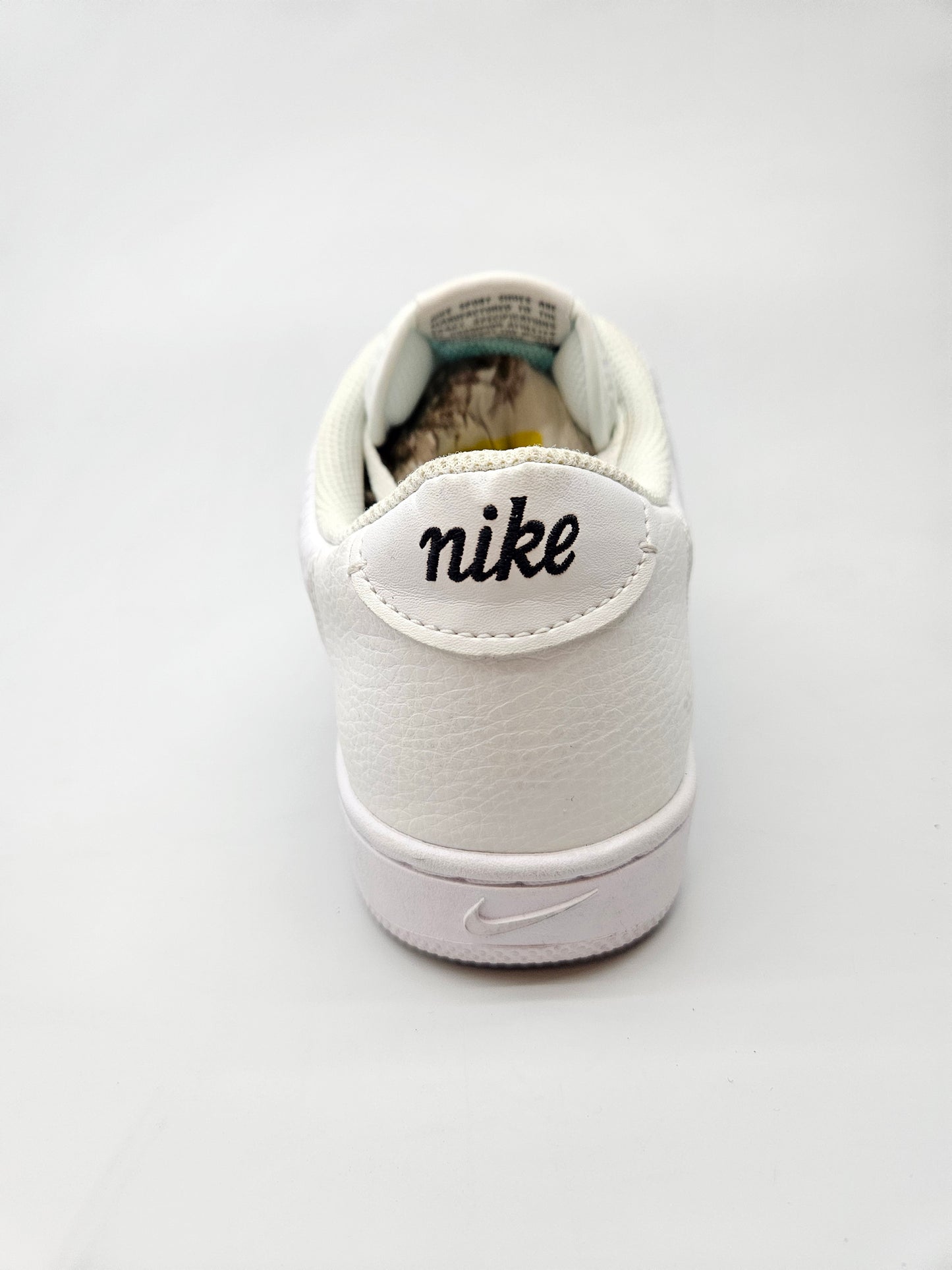 NIKE NOVI ORIGINAL PATIKI BR 43