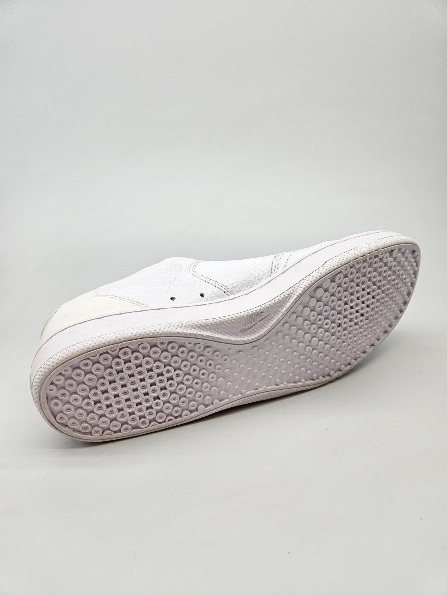 NIKE NOVI ORIGINAL PATIKI BR 43