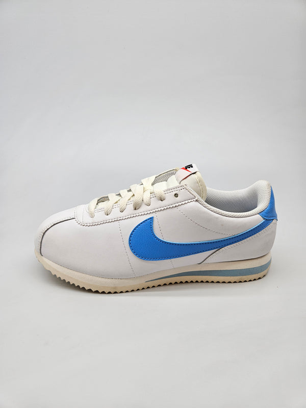 NIKE NOVI ORIGINAL PATIKI BR 39