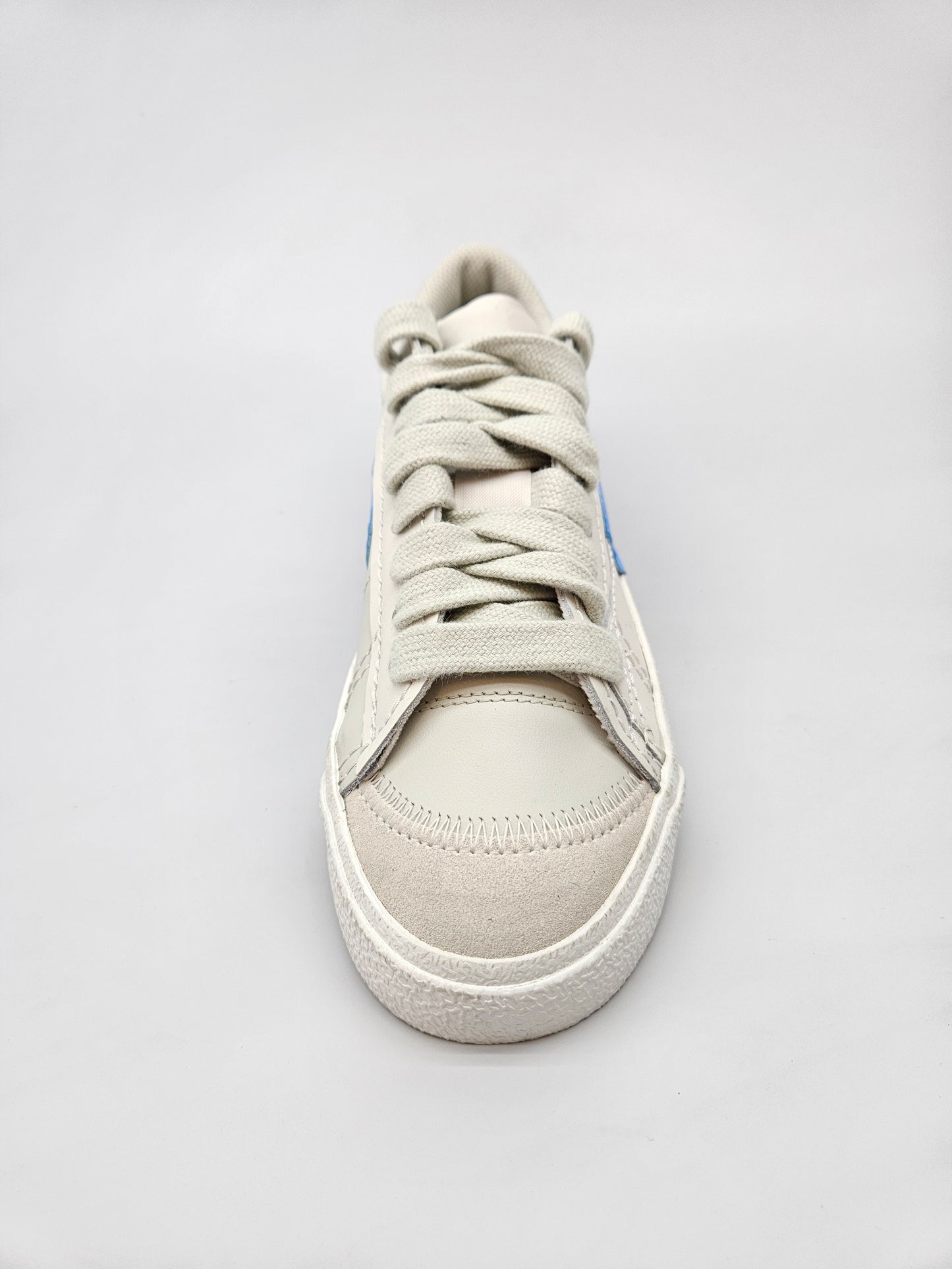 NIKE NOVI ORIGINAL PATIKI BR 38