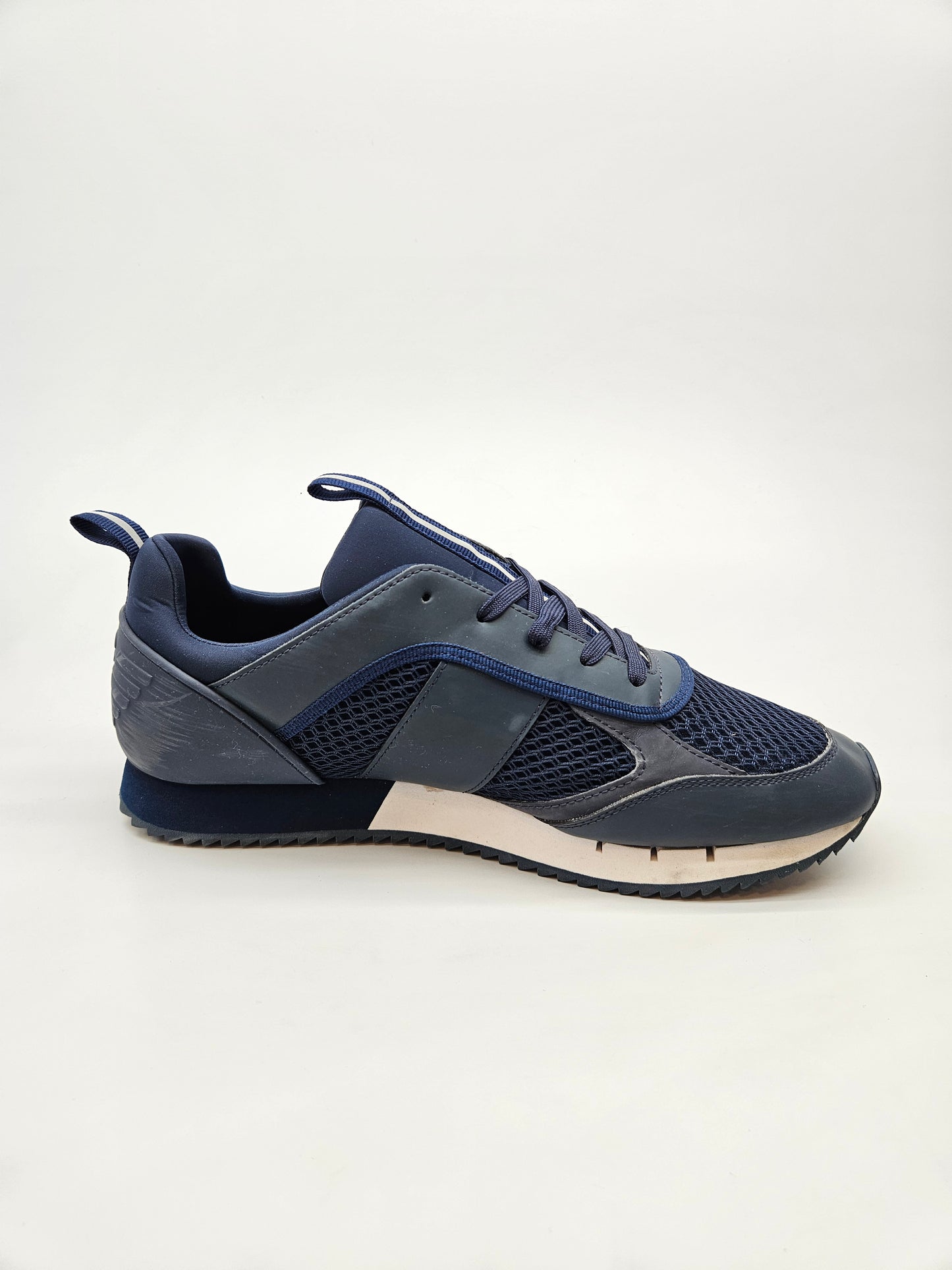 EMPORIO ARMANI ORIGINAL PATIKI BR 45