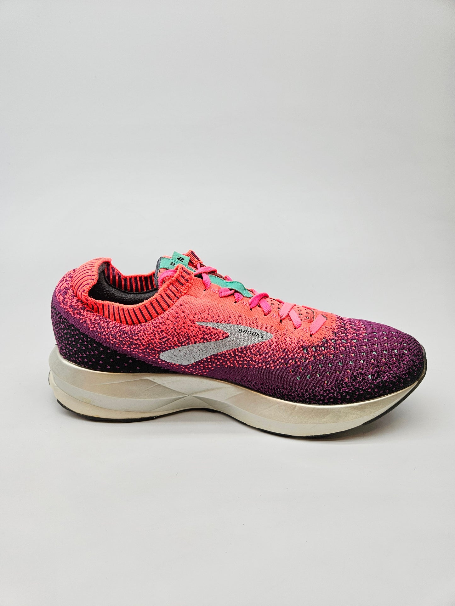 BROOKS ORIGINAL PATIKI BR 38.5