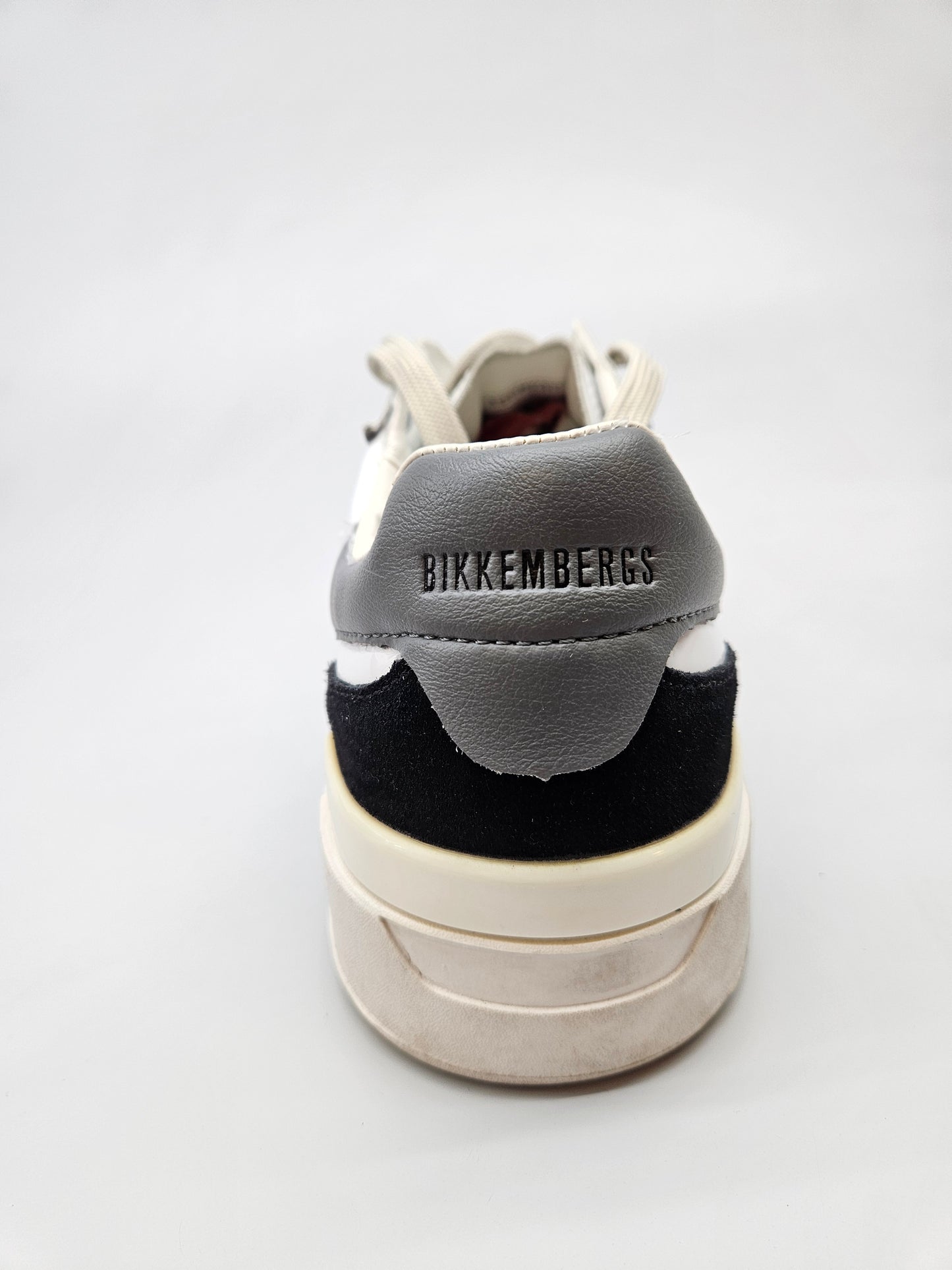 BIKKEMBERGS NOVI ORIGINAL PATIKI BR 44