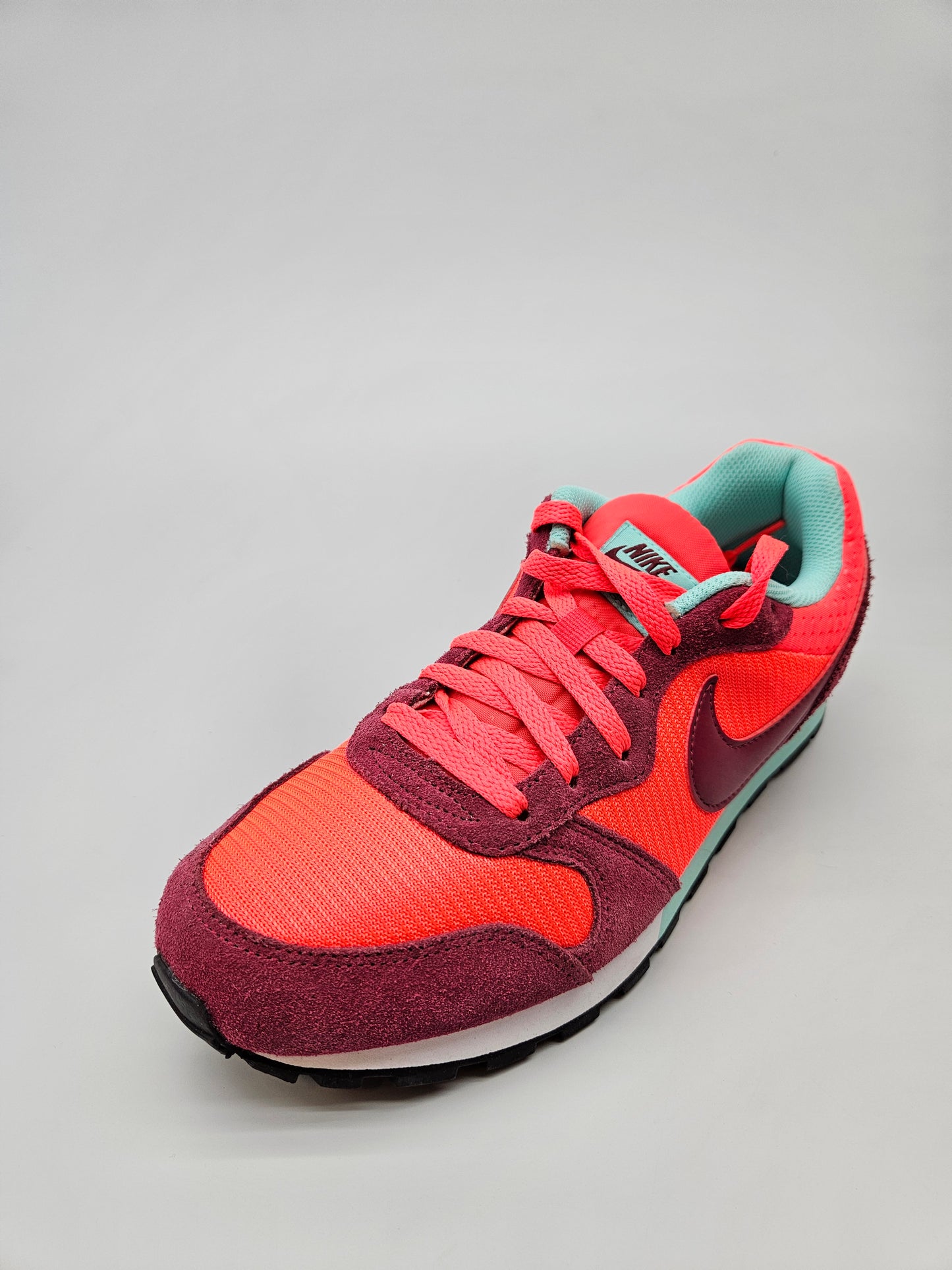 NIKE NOVI ORIGINAL PATIKI BR 40.5