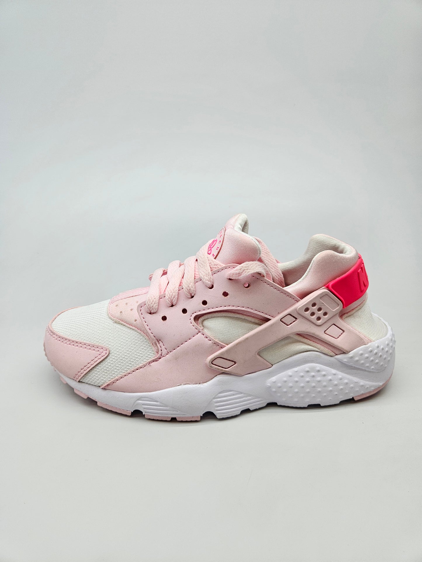 NIKE NOVI ORIGINAL PATIKI BR 37.5