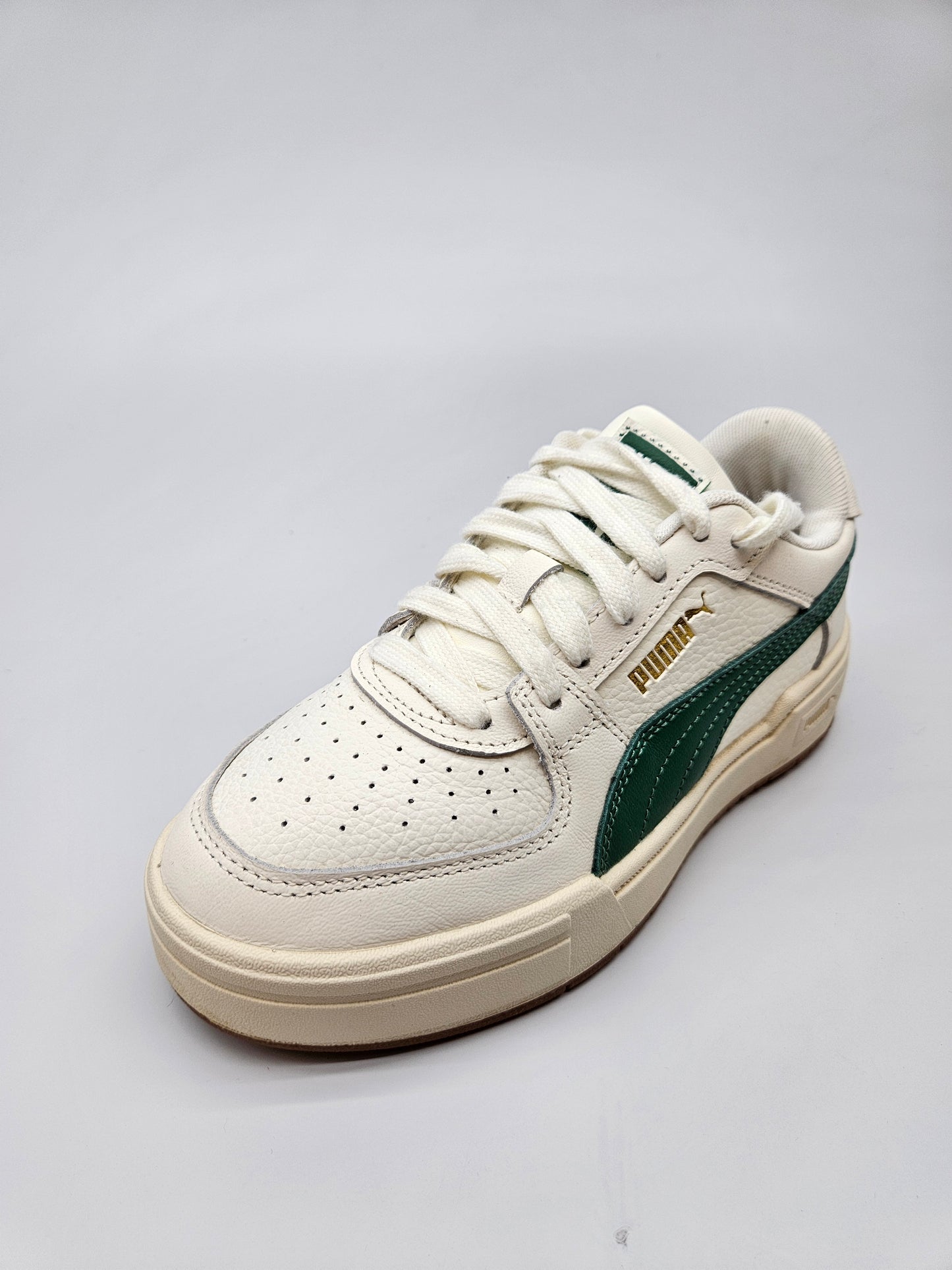 PUMA NOVI ORIGINAL PATIKI BR 36