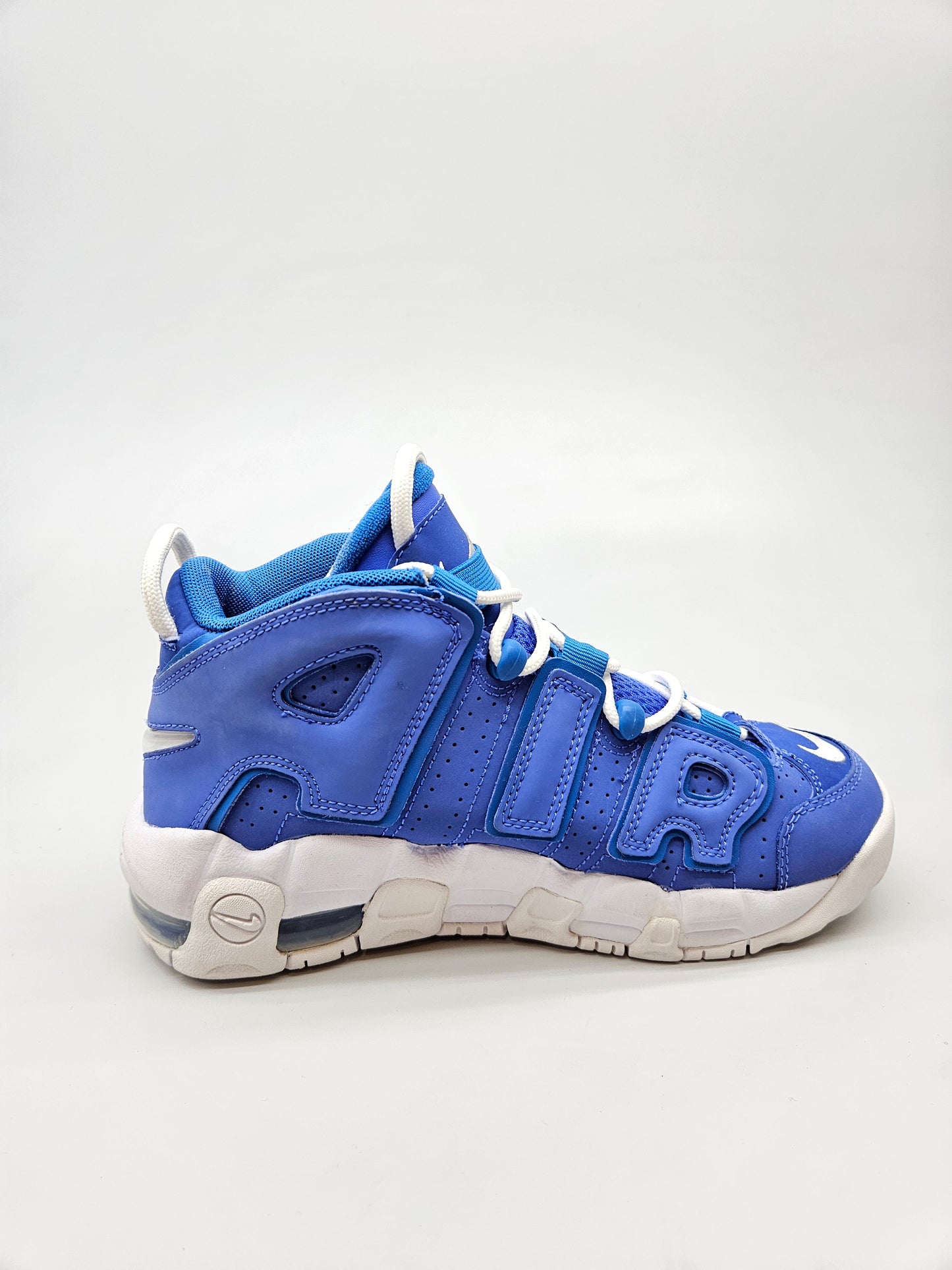 NIKE AIRMAX NOVI ORIGINAL PATIKI BR 37.5