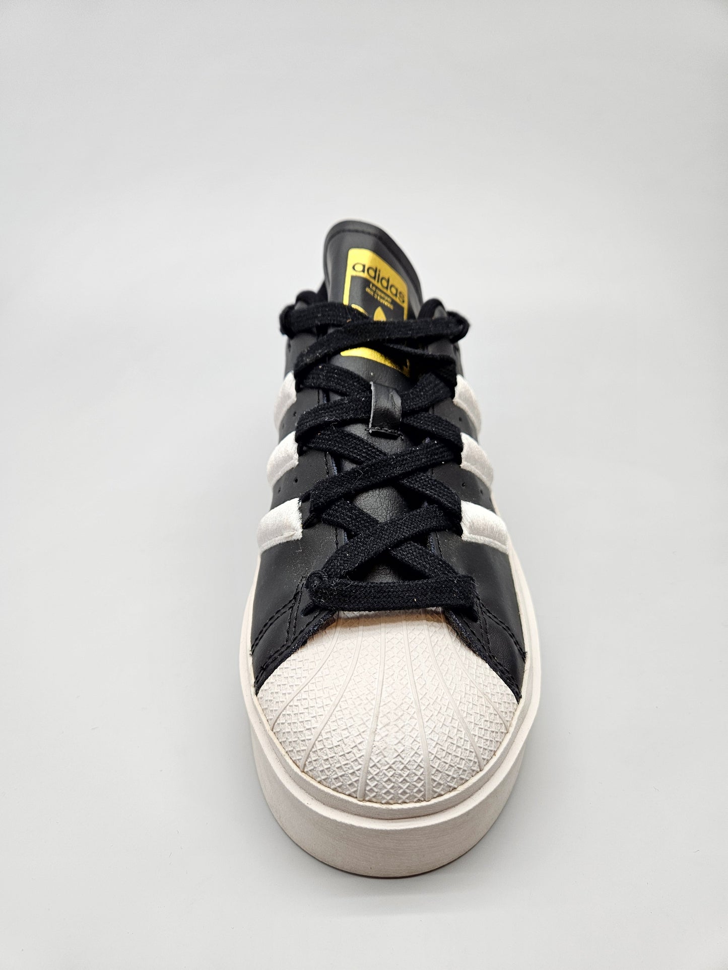 ADIDAS NOVI ORIGINAL PATIKI BR 40