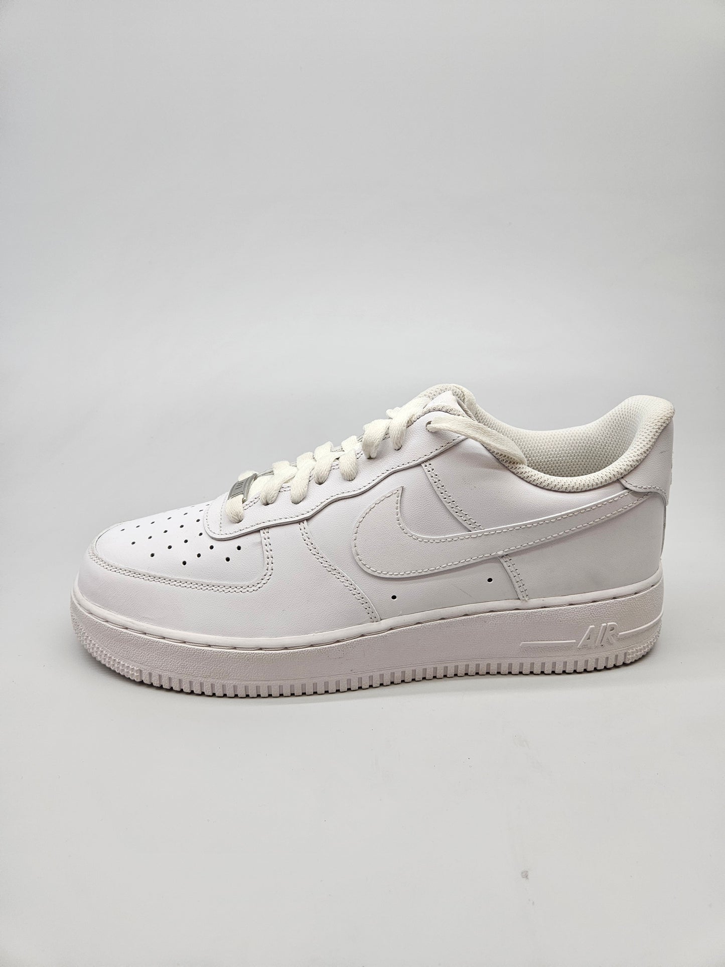 NIKE AF1 NOVI ORIGINAL PATIKI BR 44