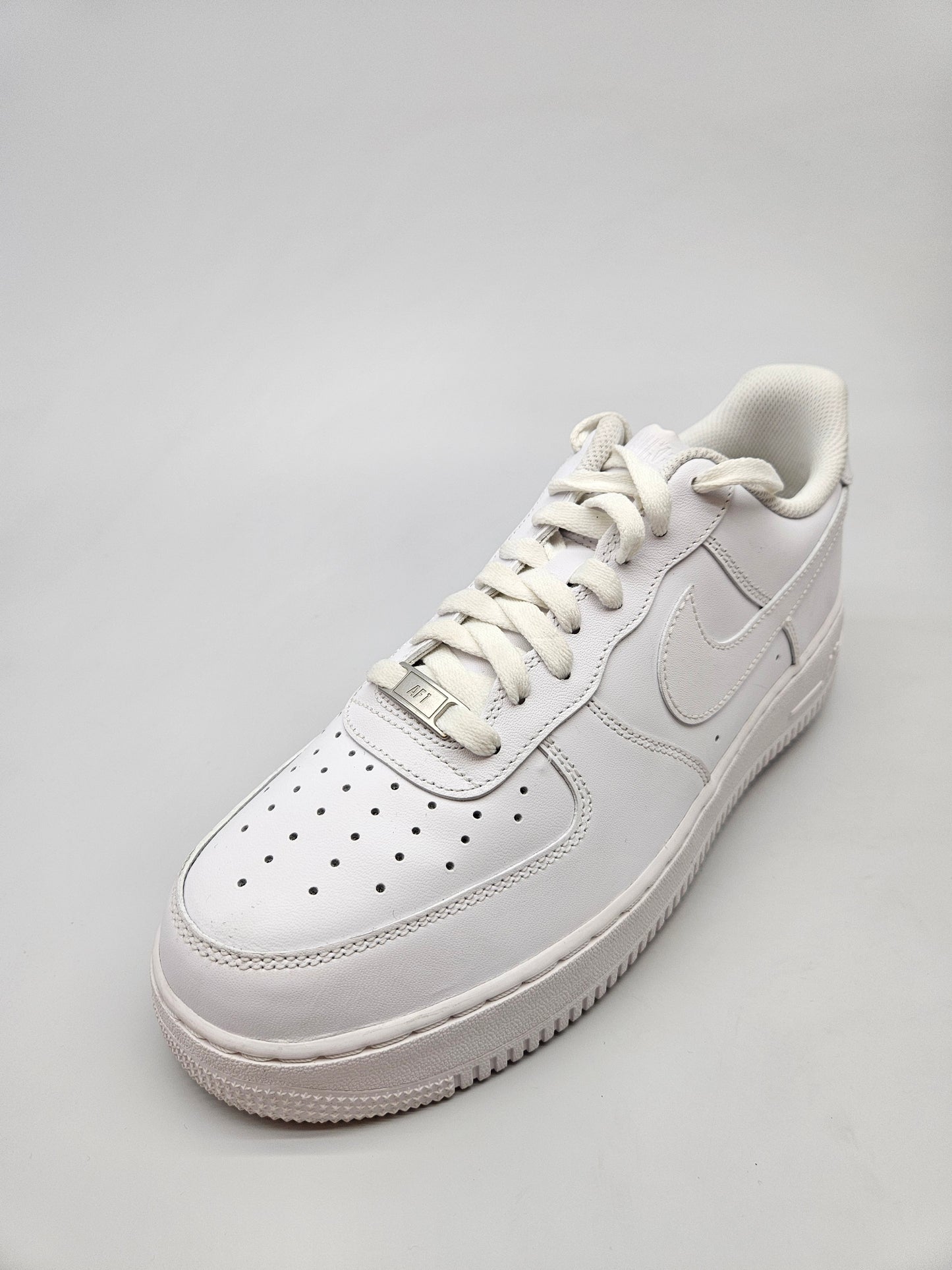 NIKE AF1 NOVI ORIGINAL PATIKI BR 44