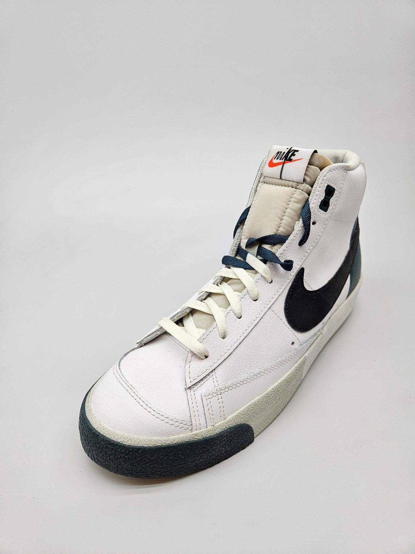 NIKE NOVI ORIGINAL PATIKI BR 45
