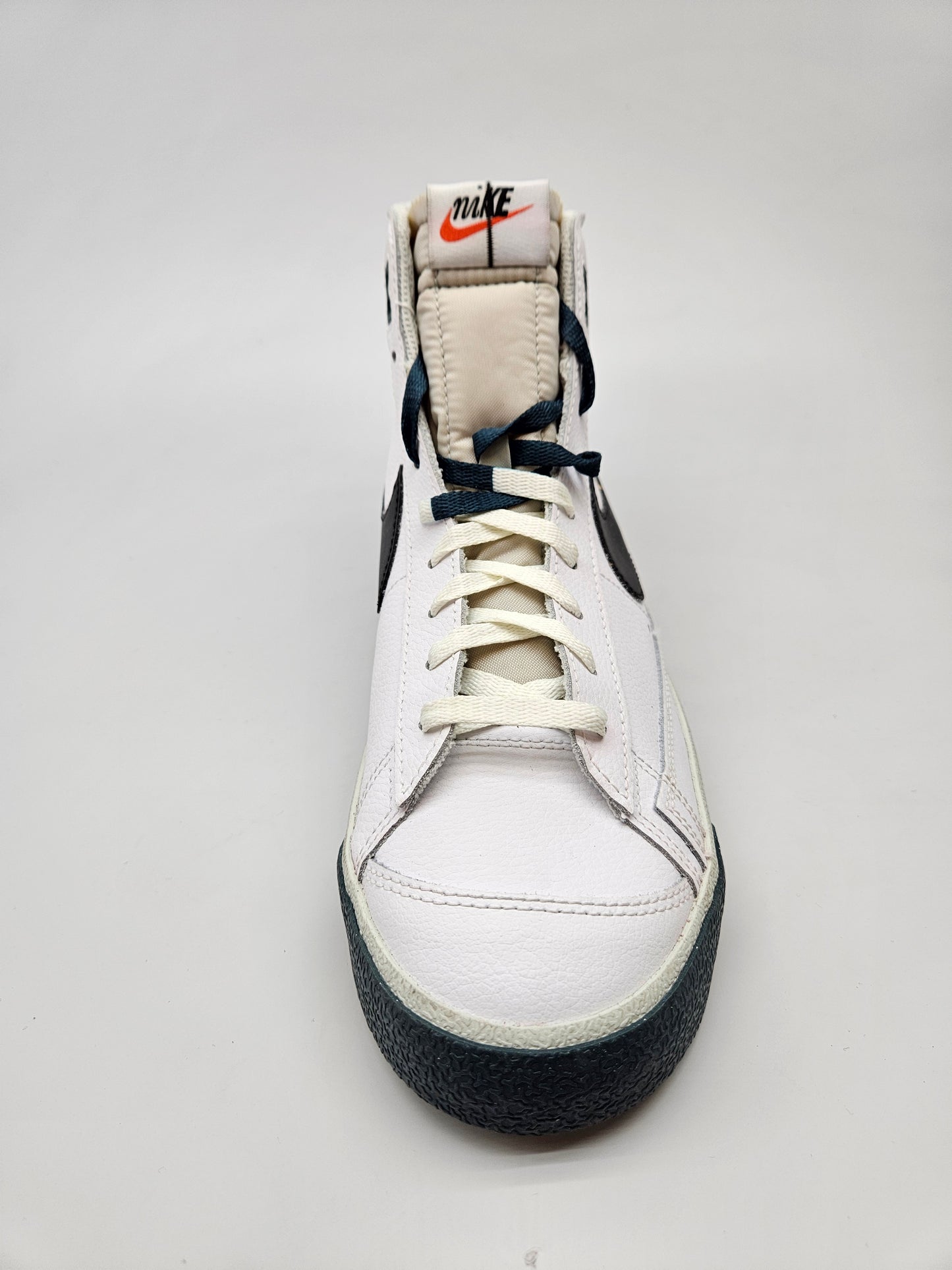 NIKE NOVI ORIGINAL PATIKI BR 45