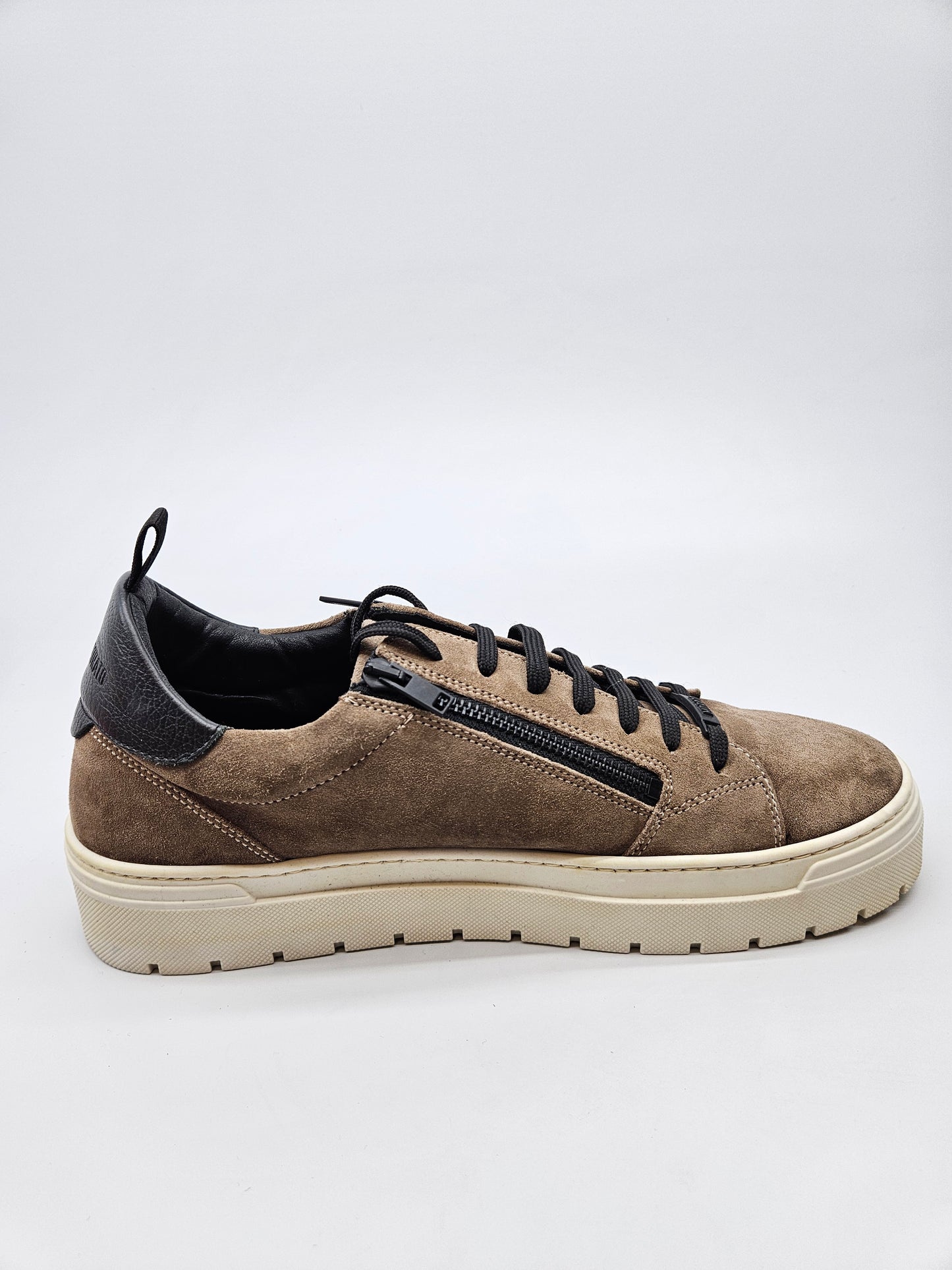 ANTONY MORATO NOVI ORIGINAL PATIKI BR 44