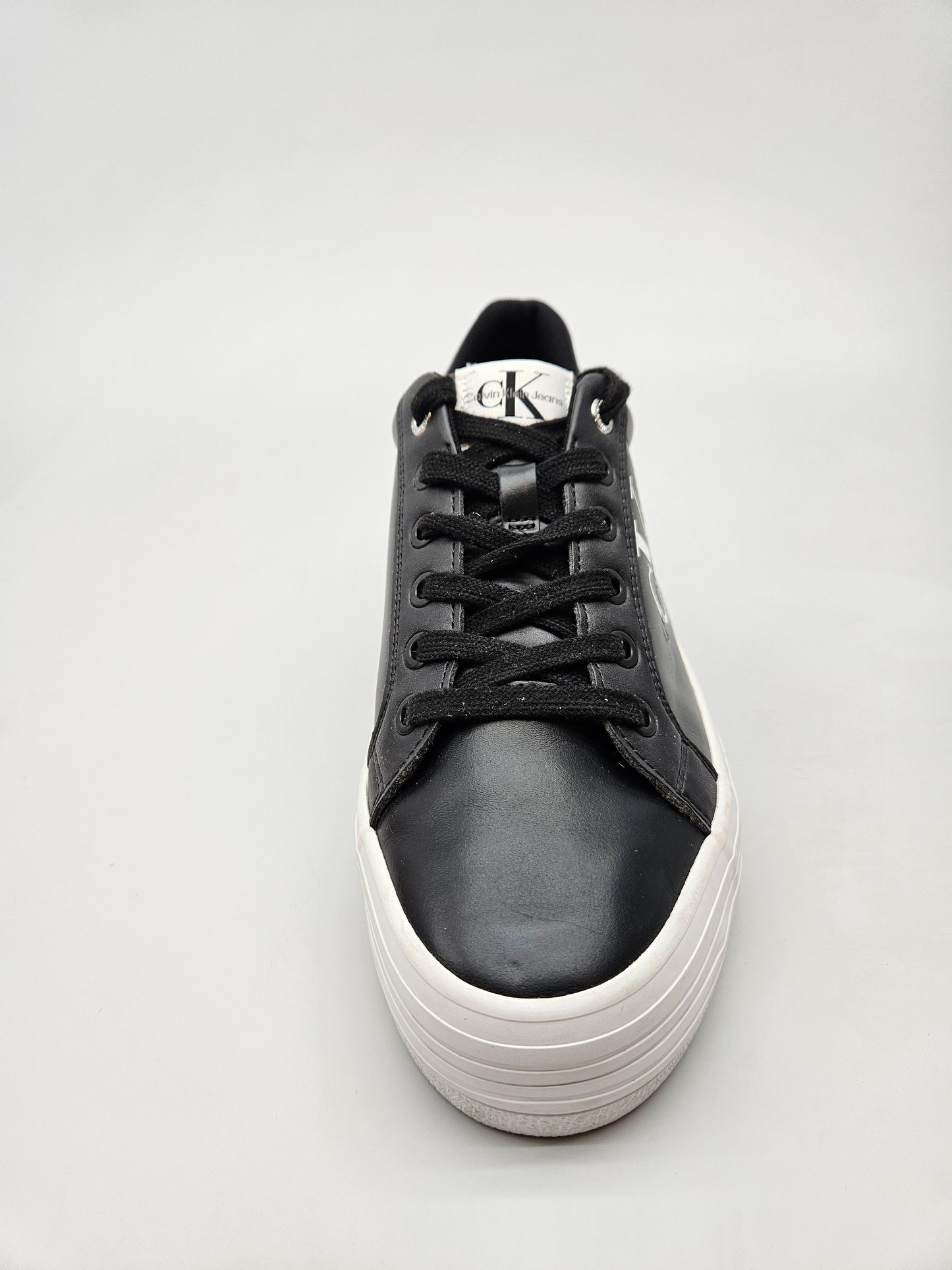 CALVIN KLEIN NOVI ORIGINAL PATIKI BR 40