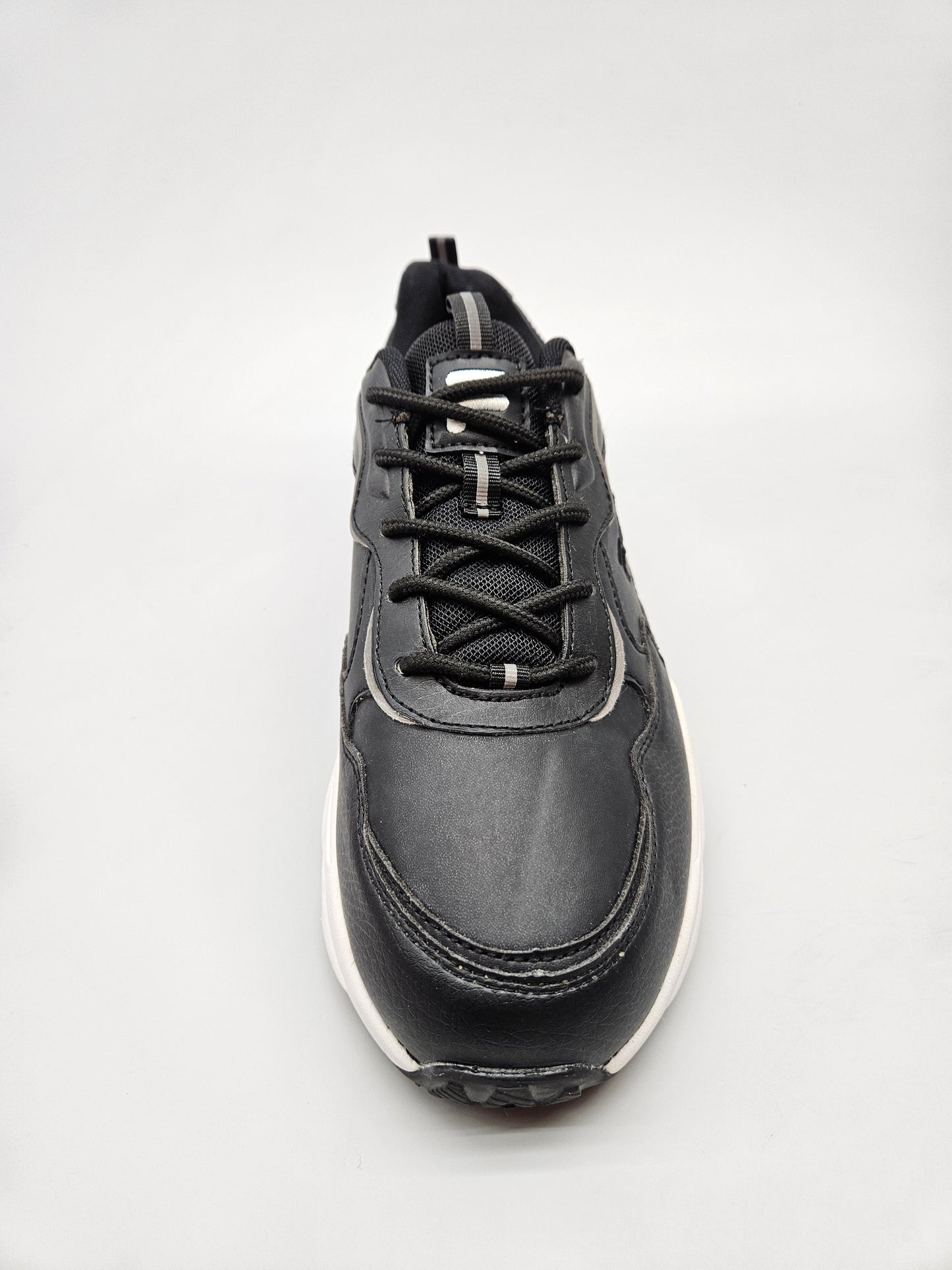 FILA NOVI ORIGINAL PATIKI BR 41