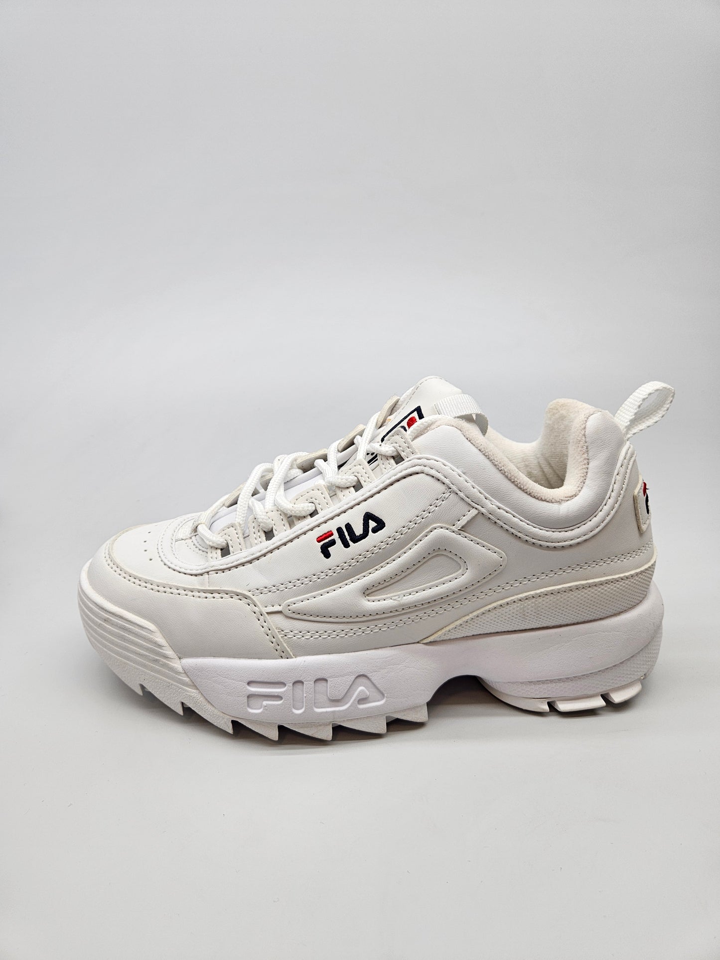 FILA NOVI ORIGINAL PATIKI BR 38