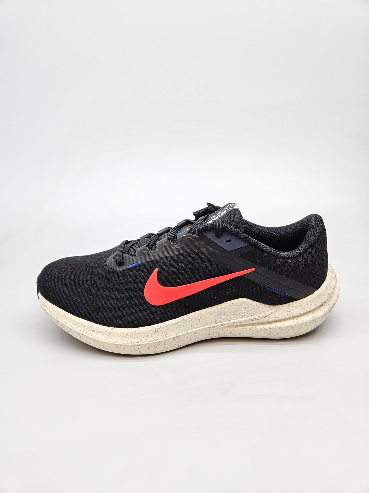 NIKE NOVI ORIGINAL PATIKI BR 41