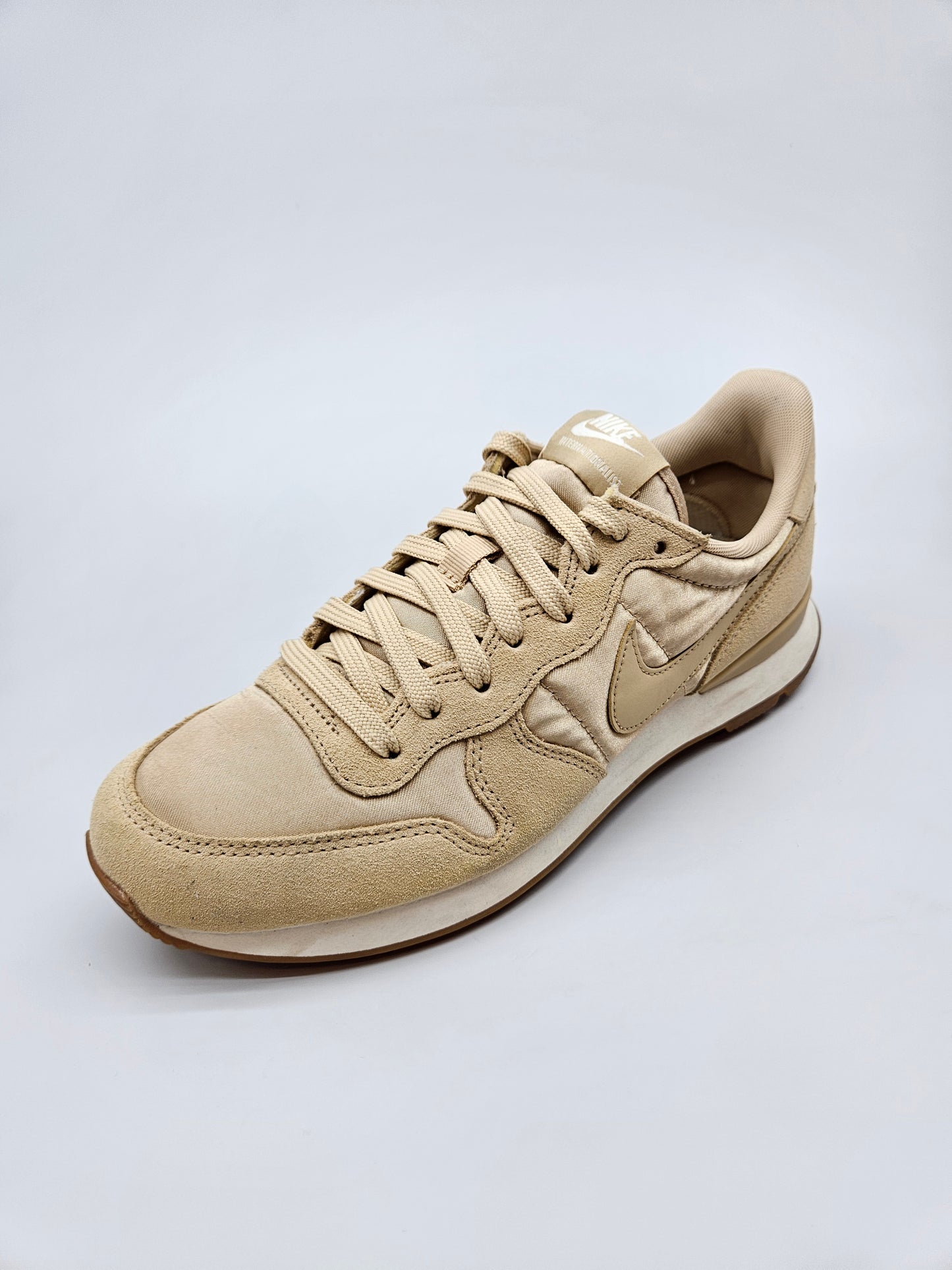 NIKE NOVI ORIGINAL PATIKI BR 38.5